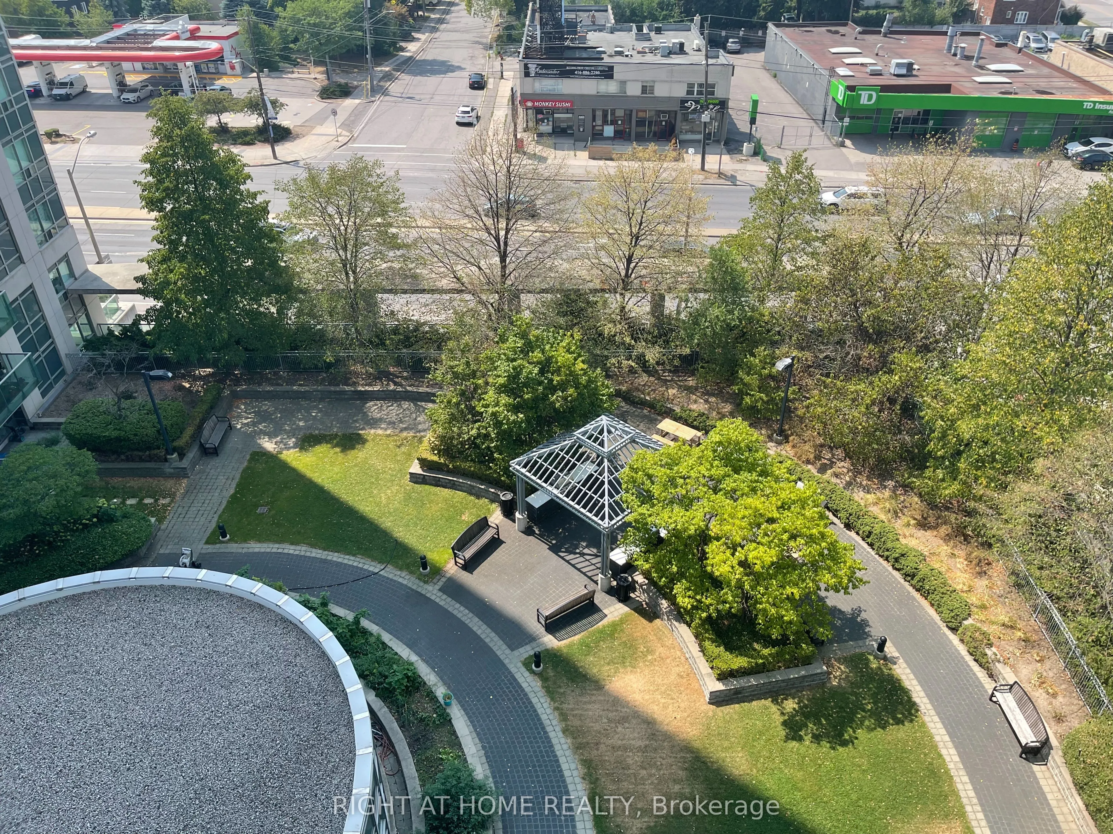 16 Harrison Garden Boulevard, #903