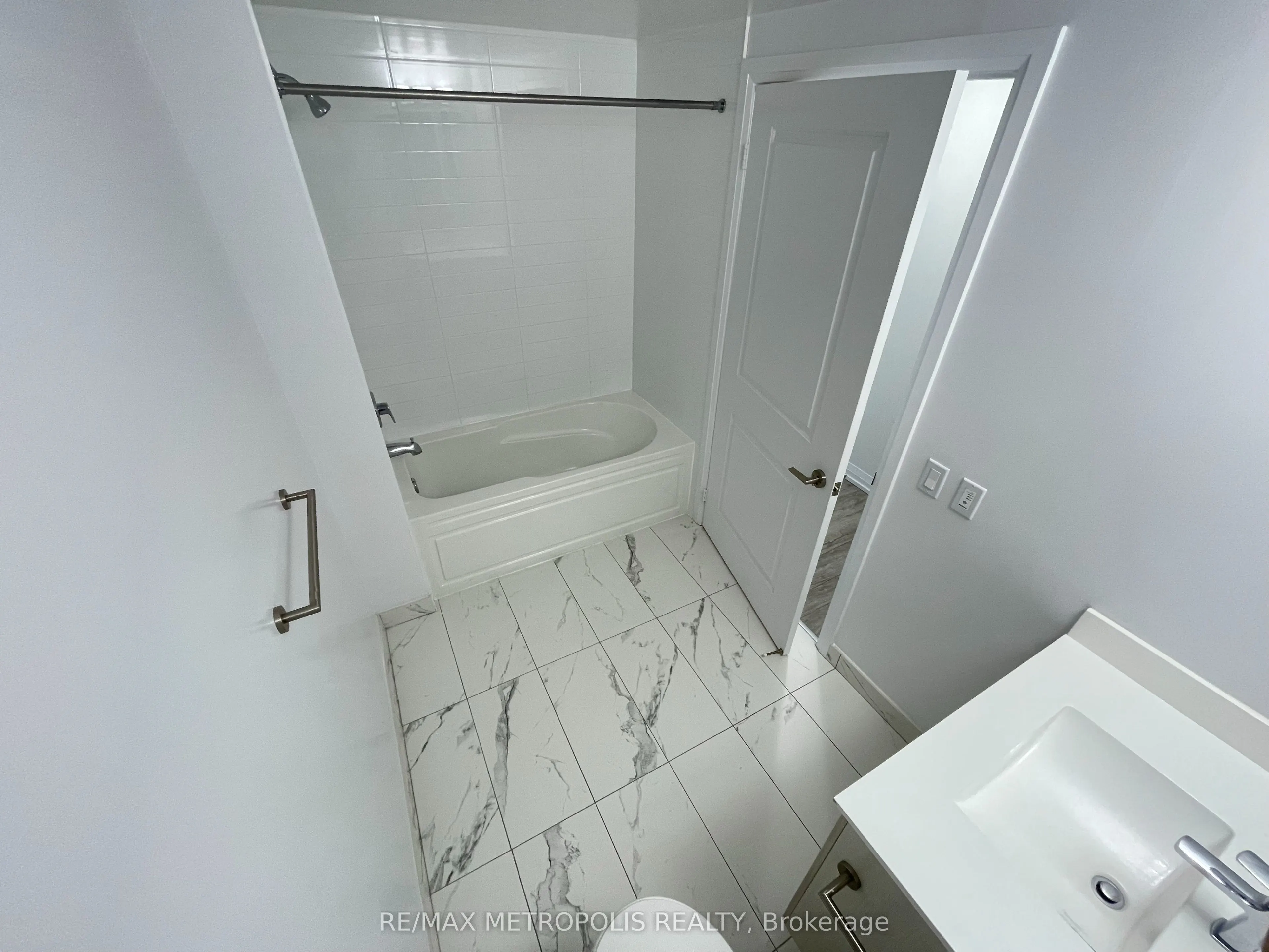 55 Smooth Rose Court, #2410