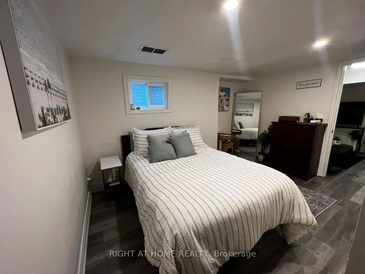 36 Mintwood Drive