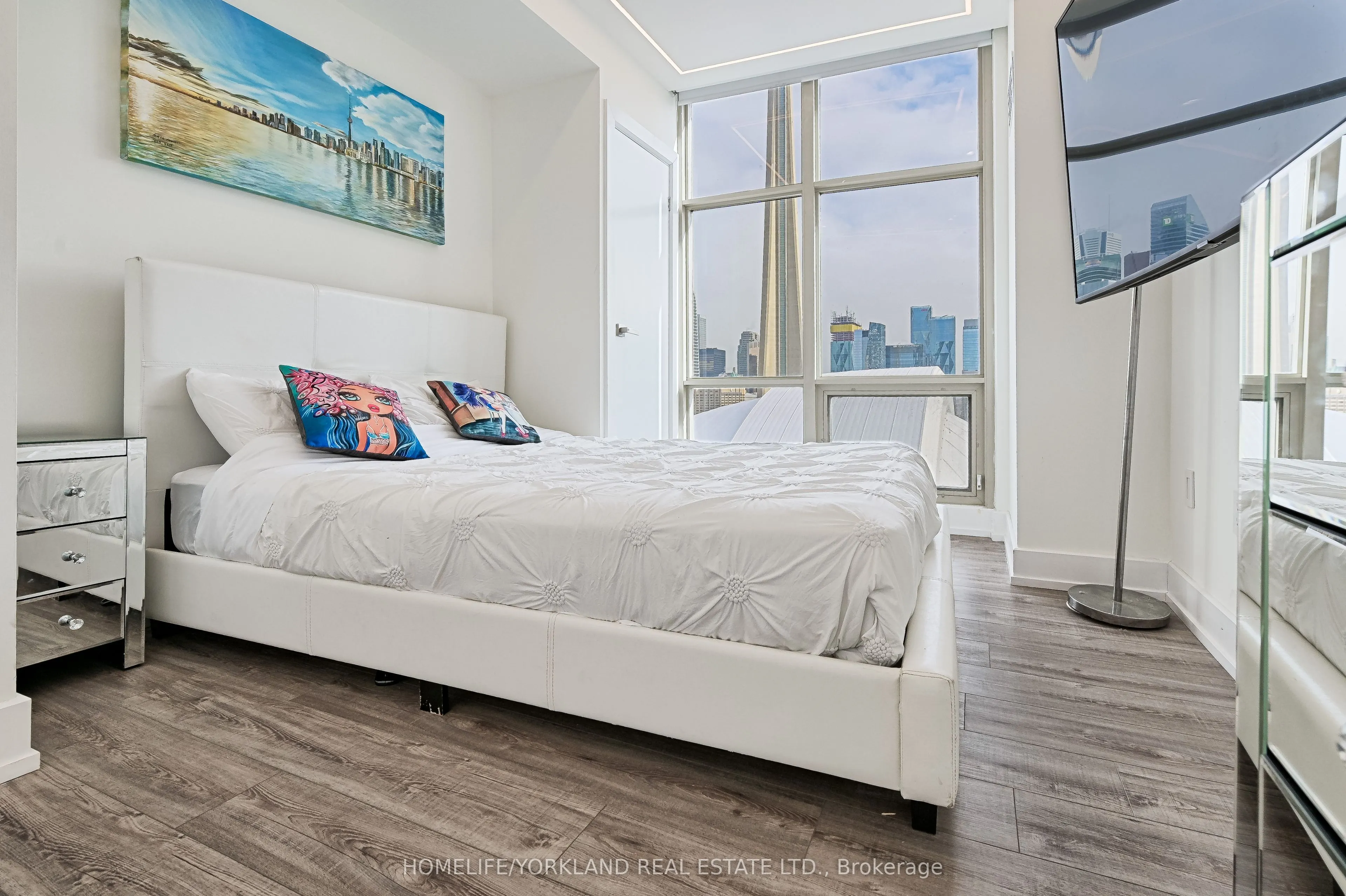 10 Navy Wharf Court, #3209