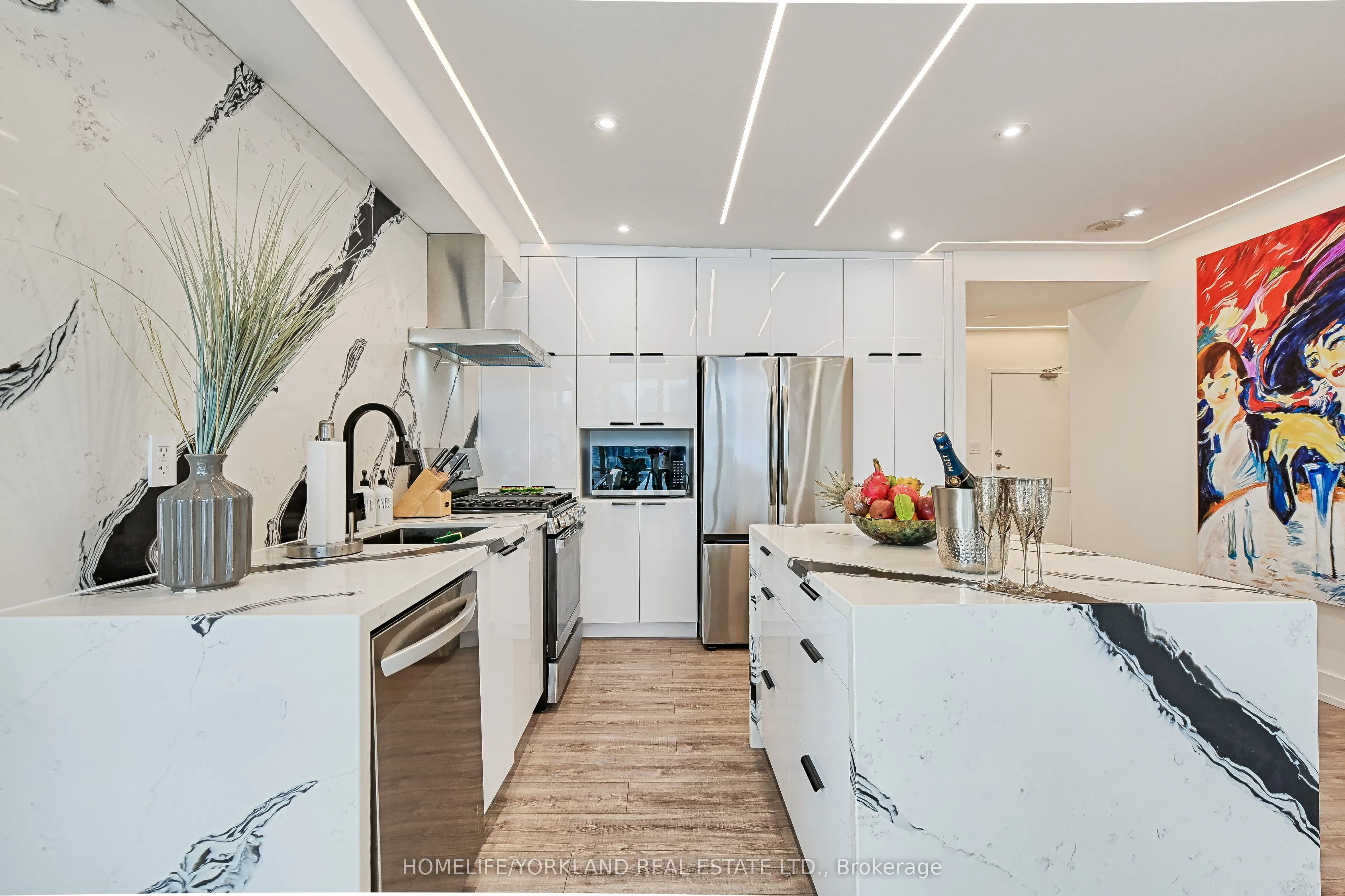 10 Navy Wharf Court, #3209