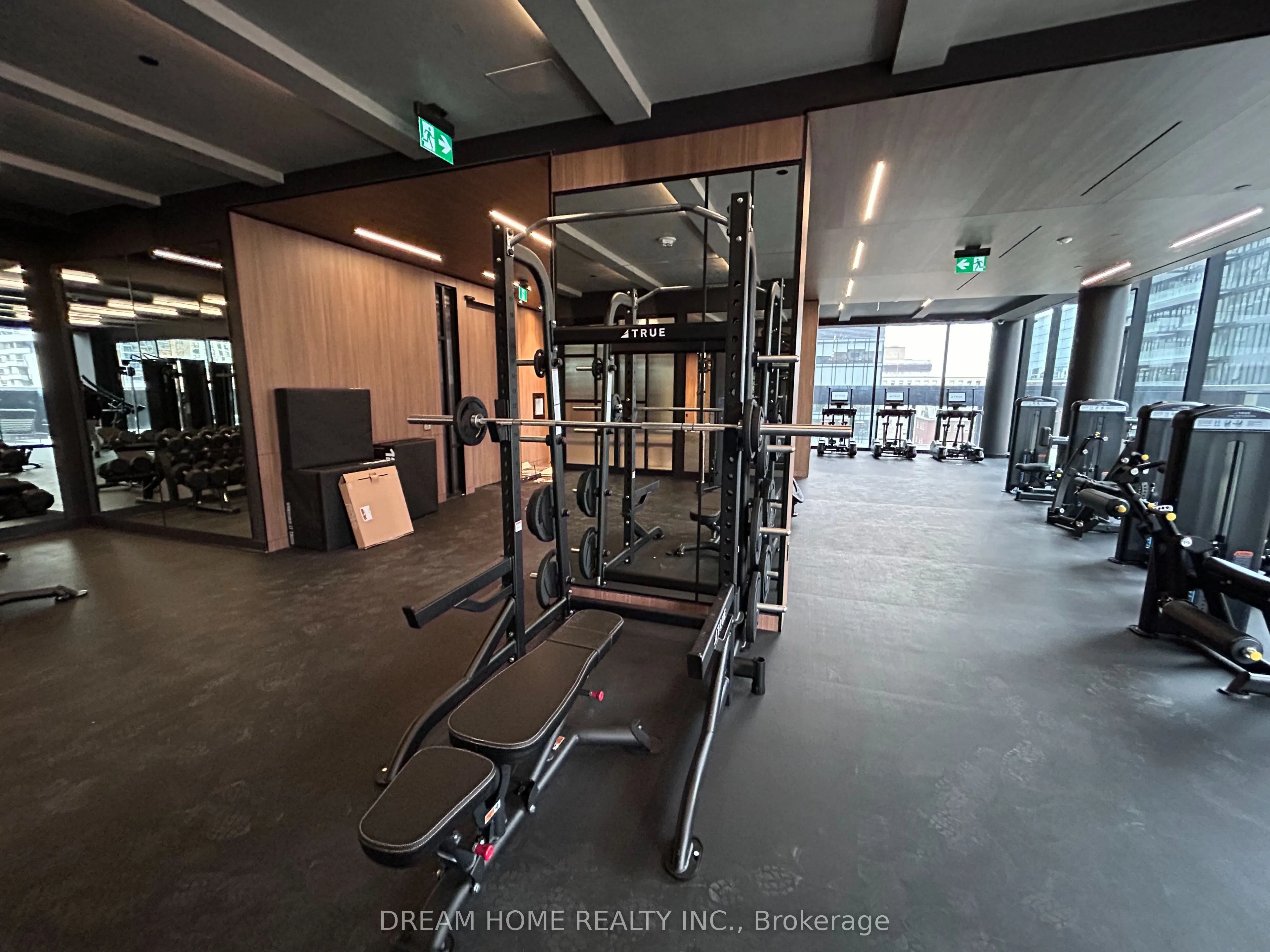 55 Charles Street E, #1413