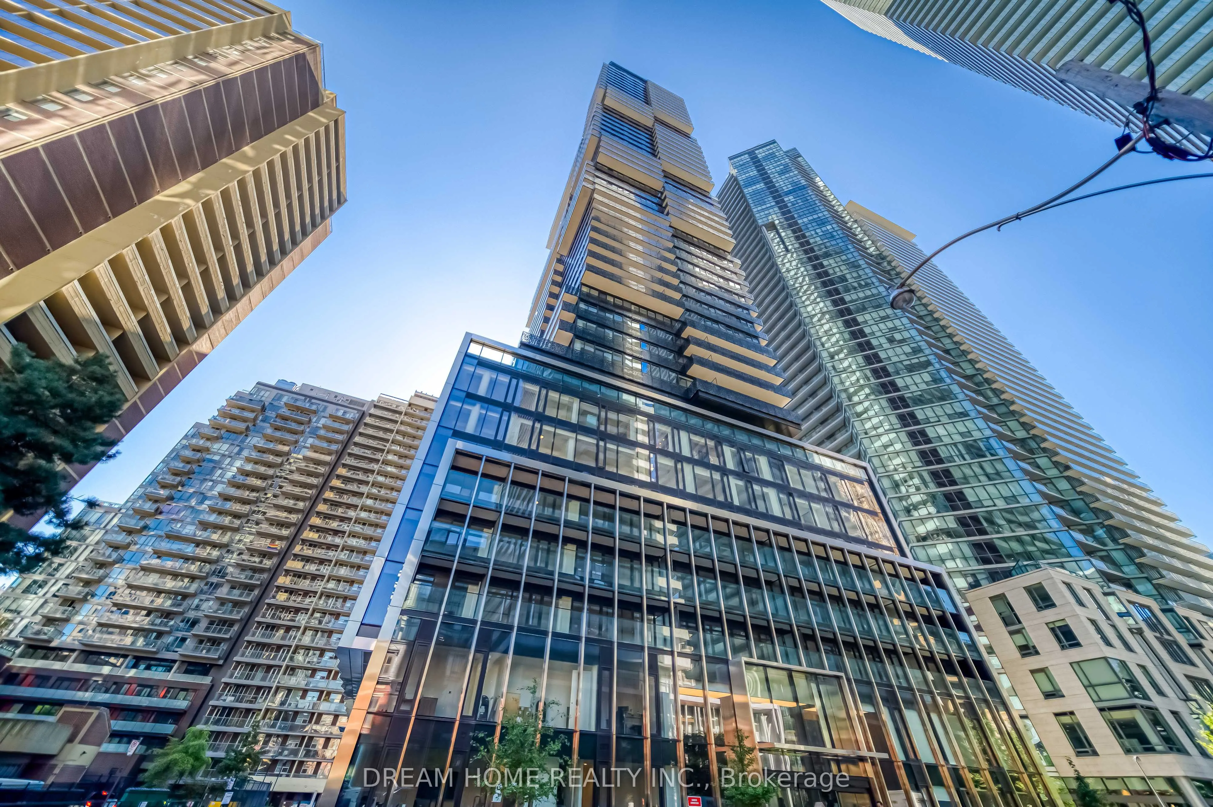 55 Charles Street E, #1413