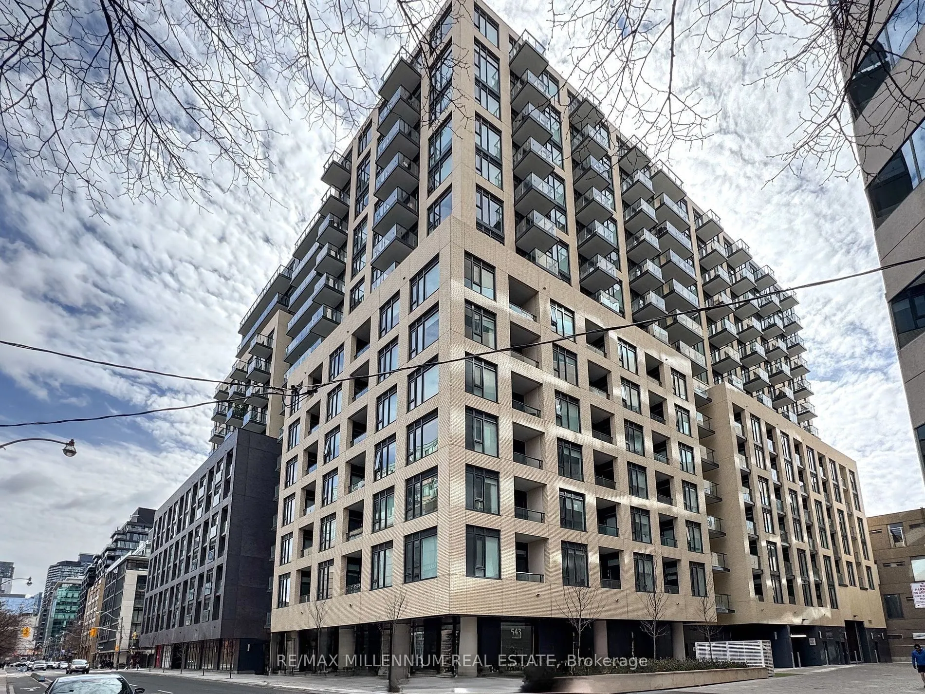 543 Richmond Street, #PH04