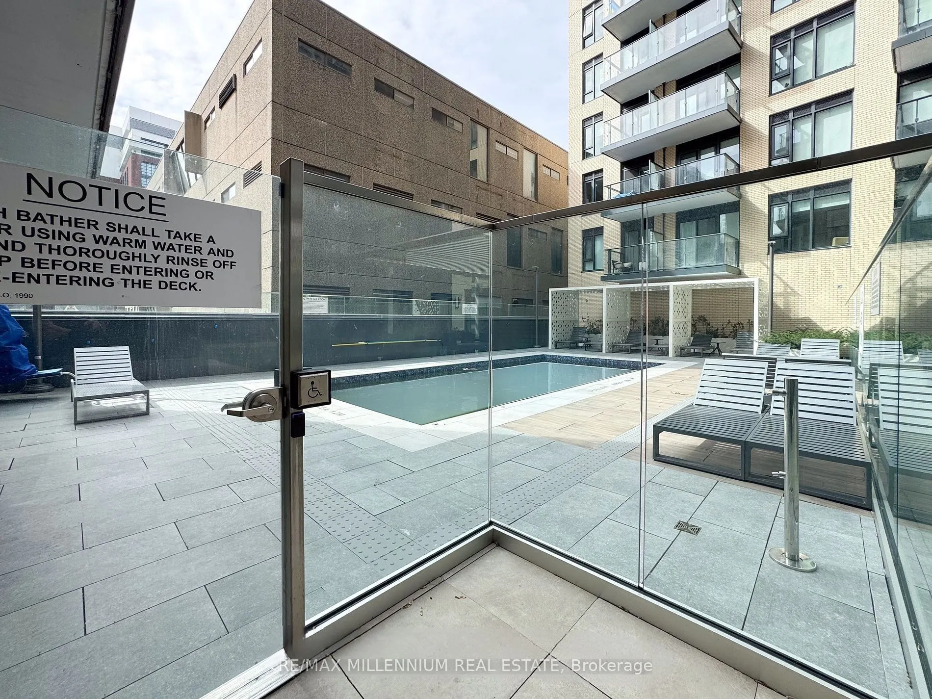 543 Richmond Street, #PH04