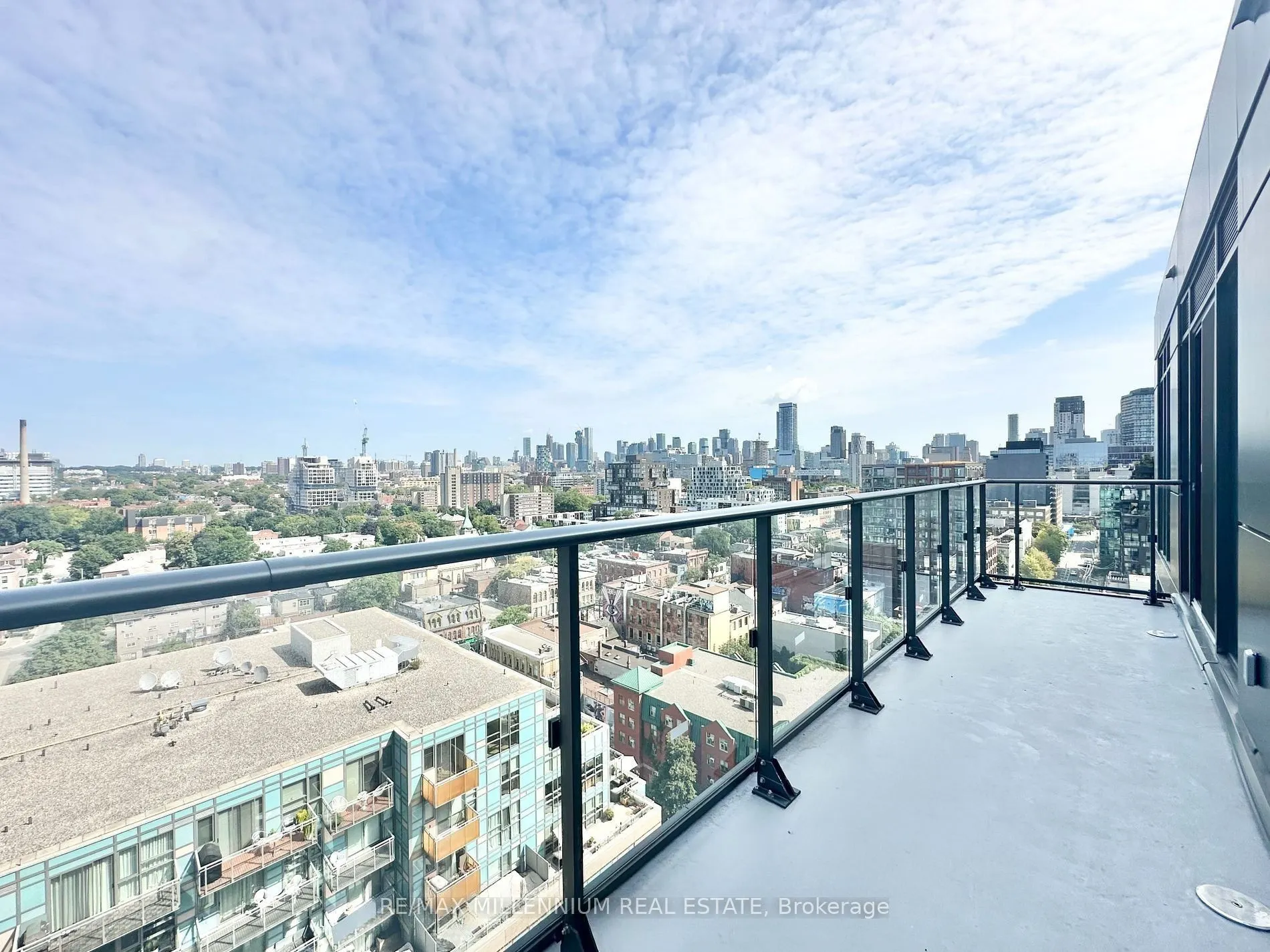 543 Richmond Street, #PH04