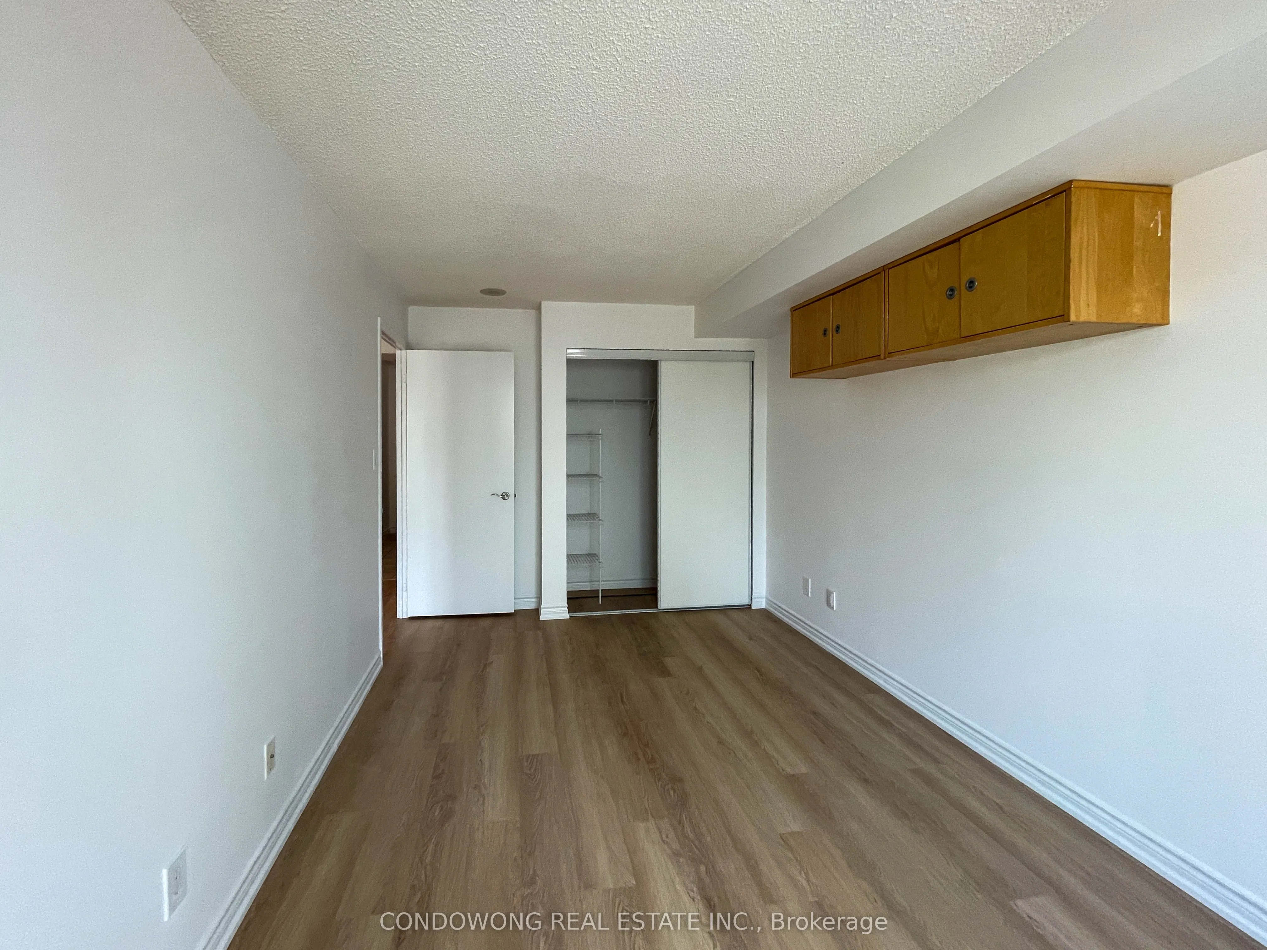 410 Queens Quay W, #907