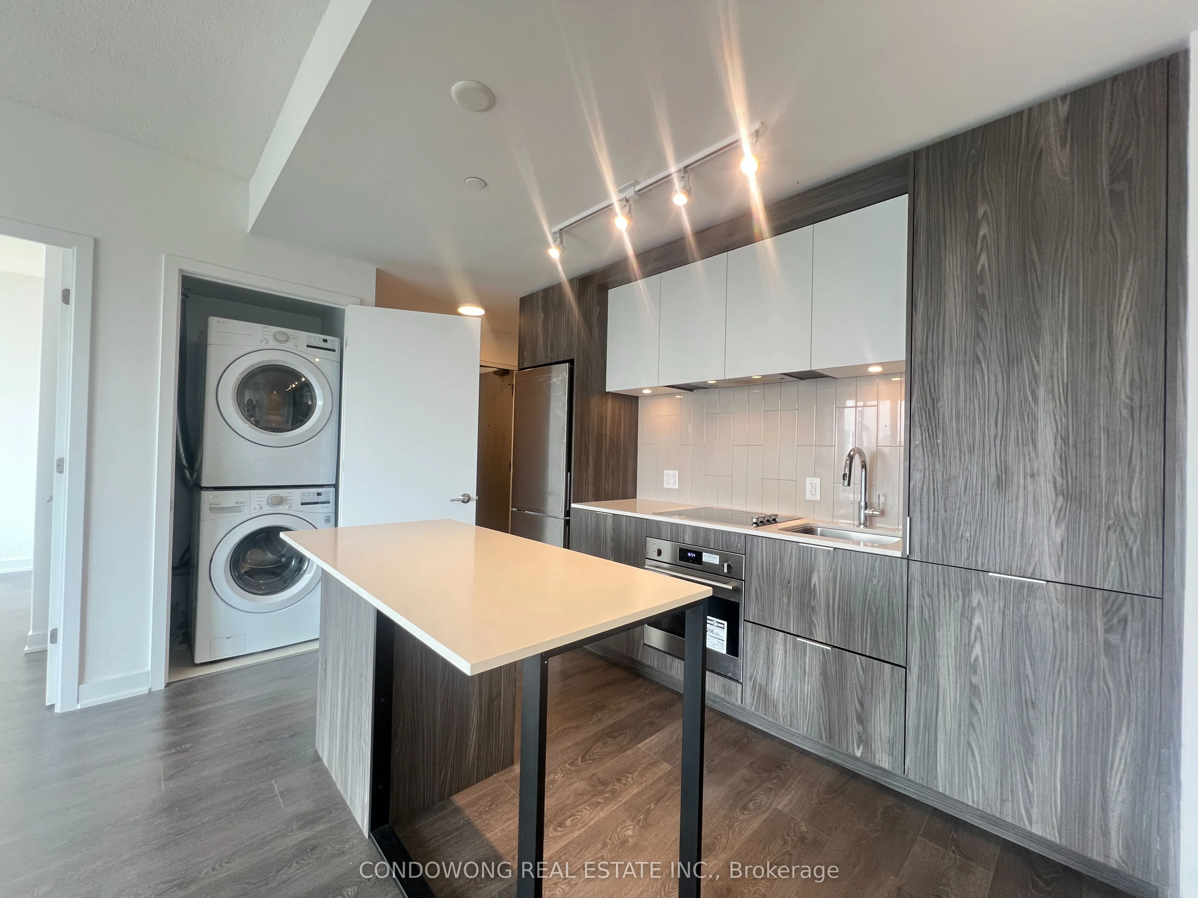 130 River Street, #3104