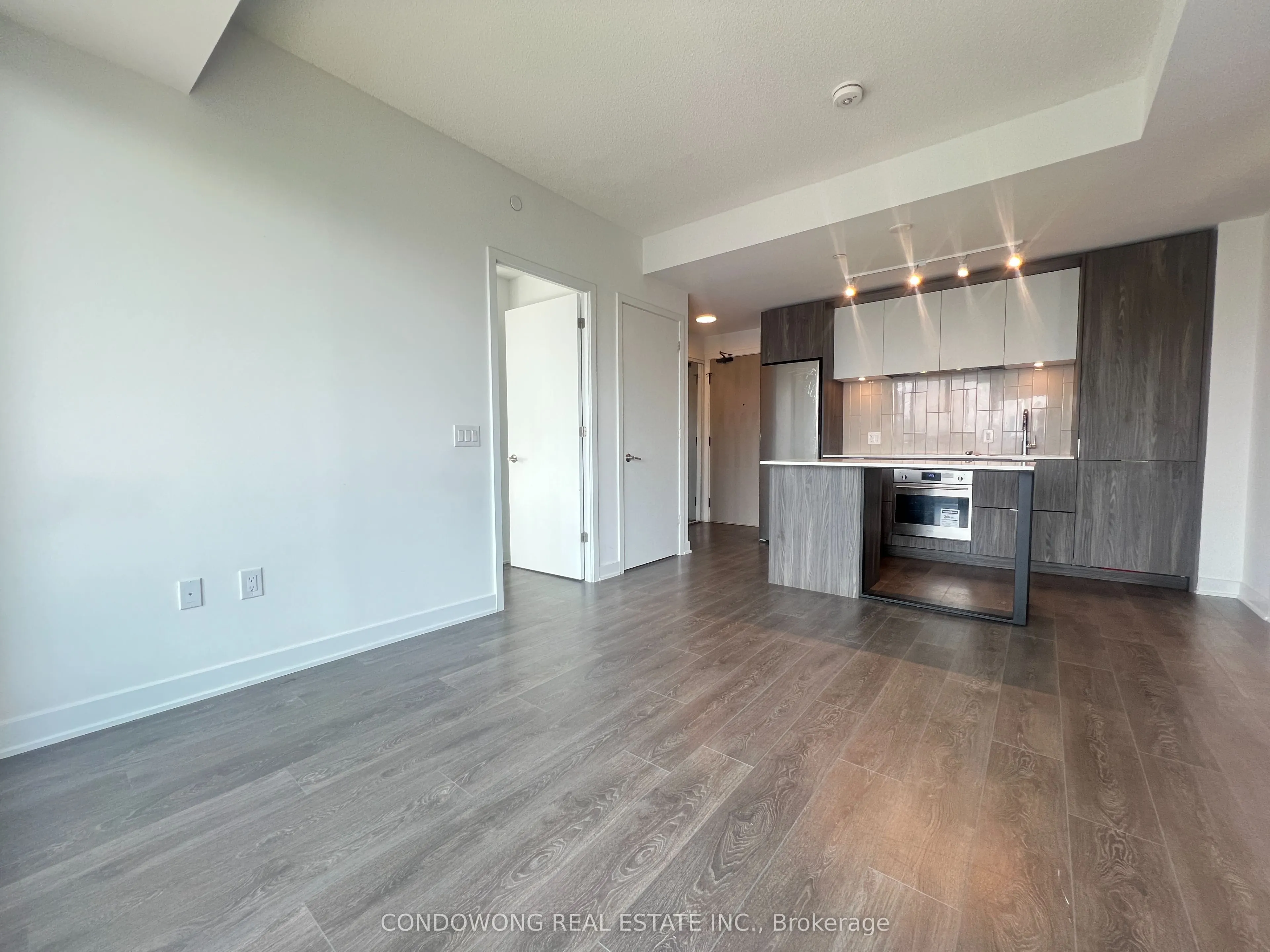 130 River Street, #3104