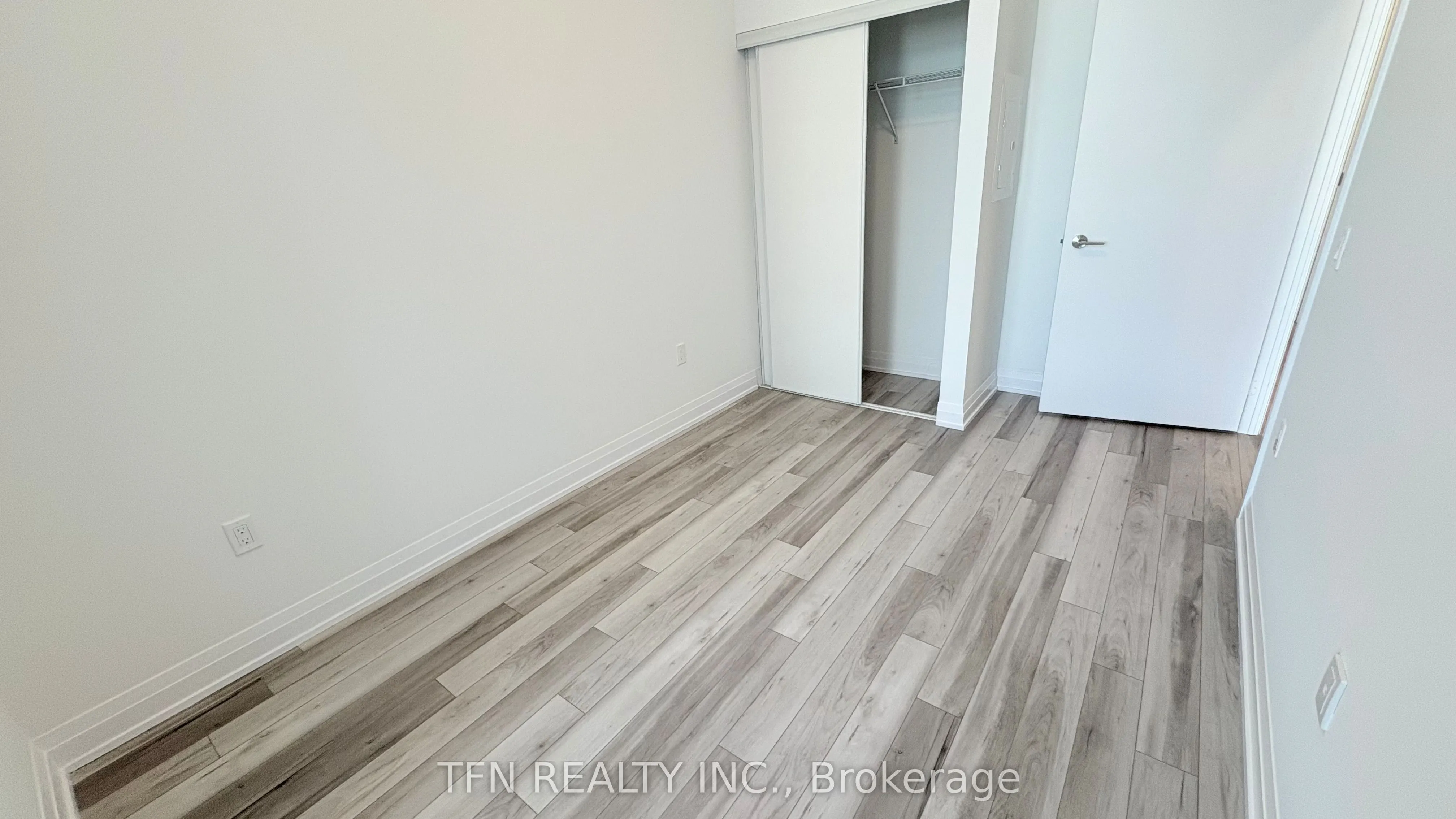 15 Richardson Street, #1211