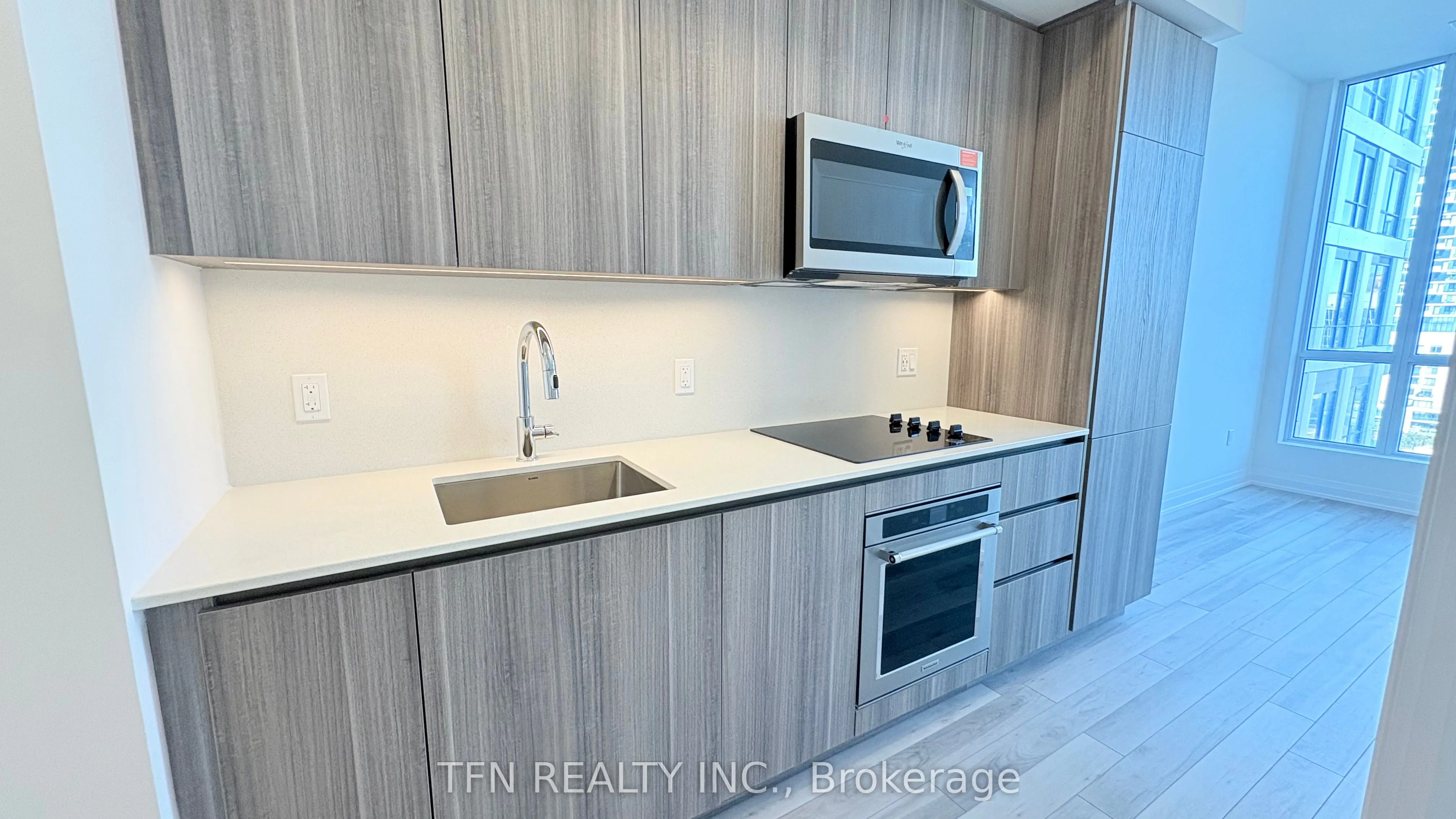 15 Richardson Street, #1211