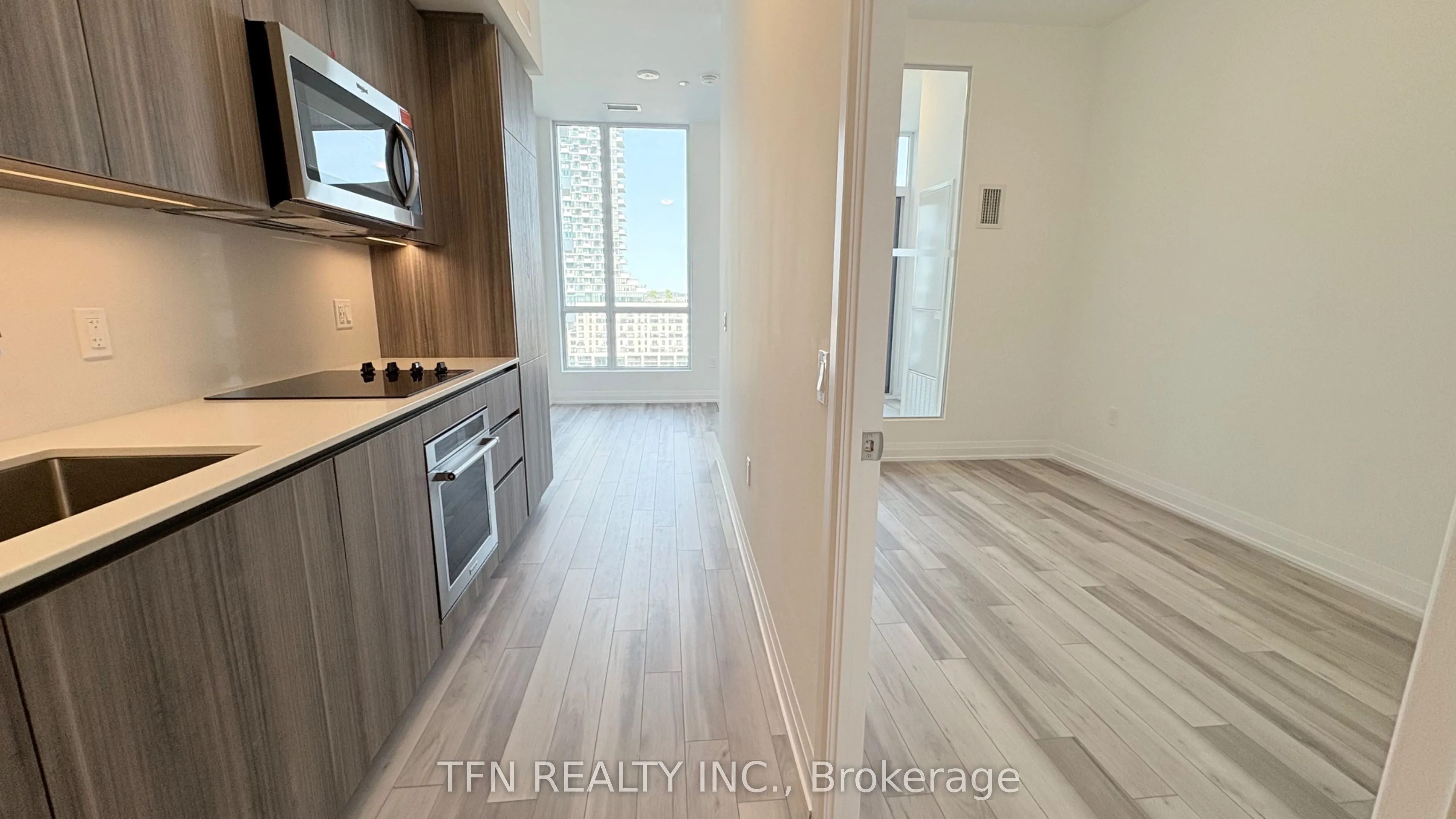 15 Richardson Street, #1211