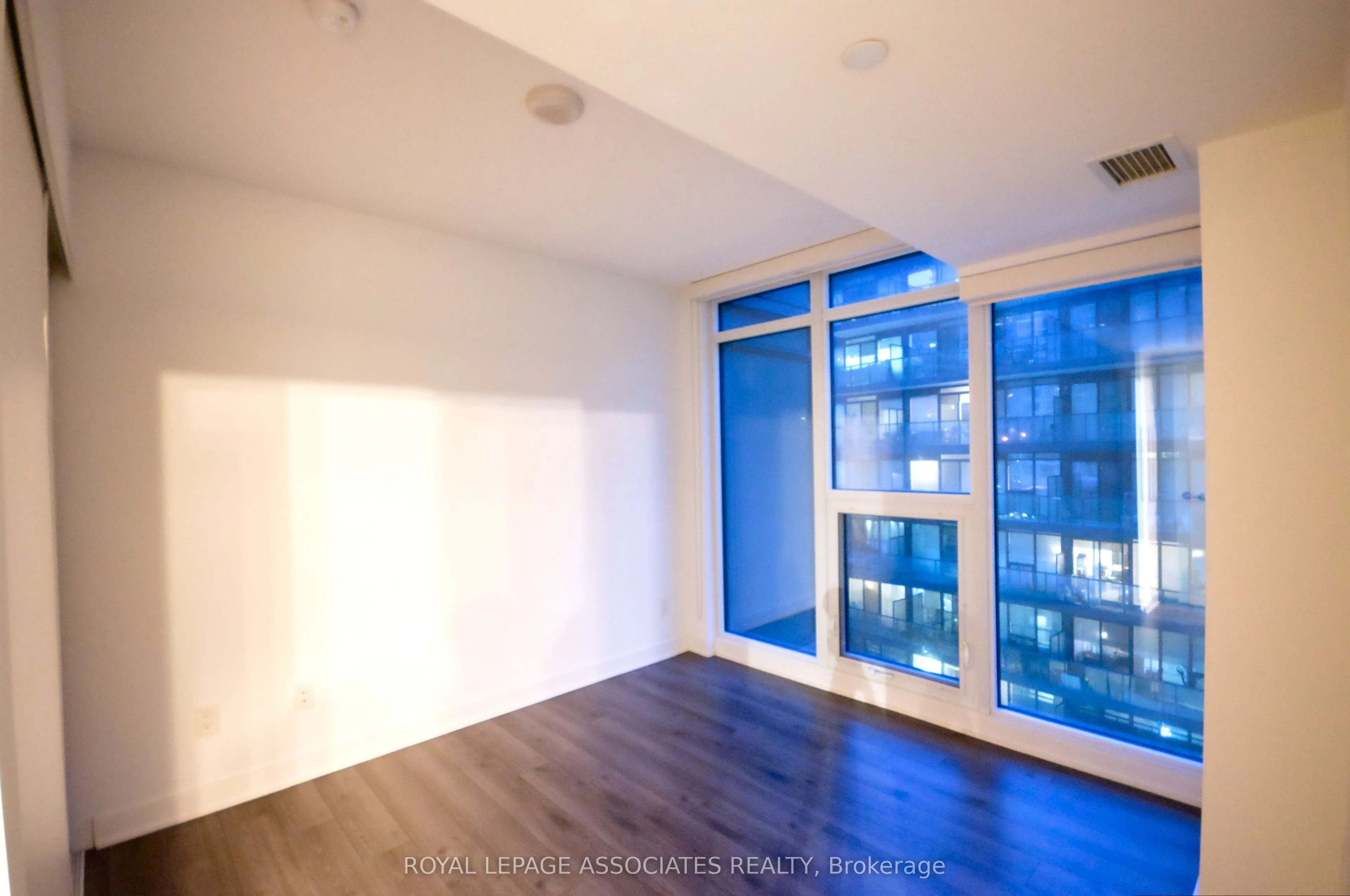 70 Queens Wharf Road, #707