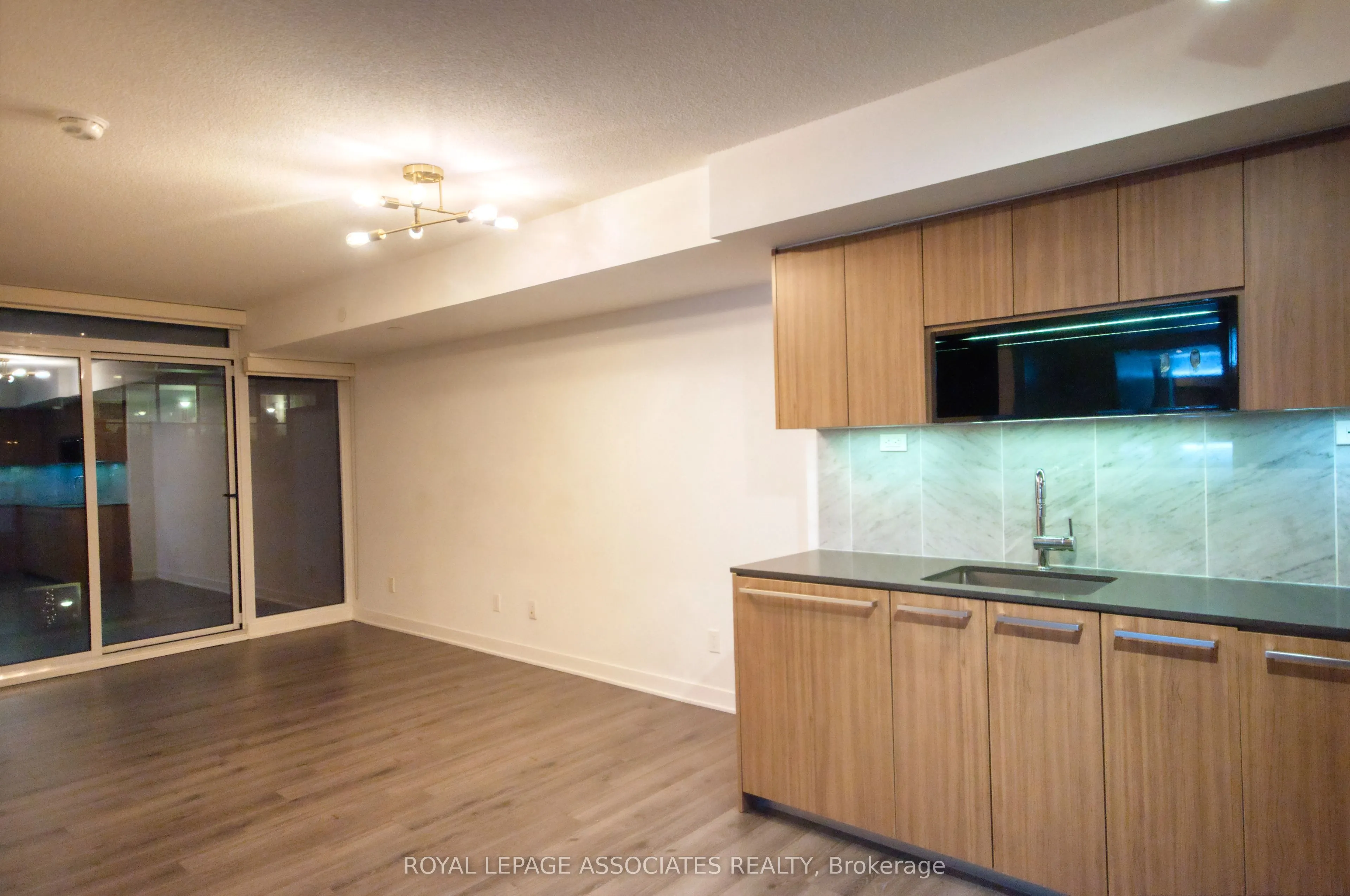 70 Queens Wharf Road, #707