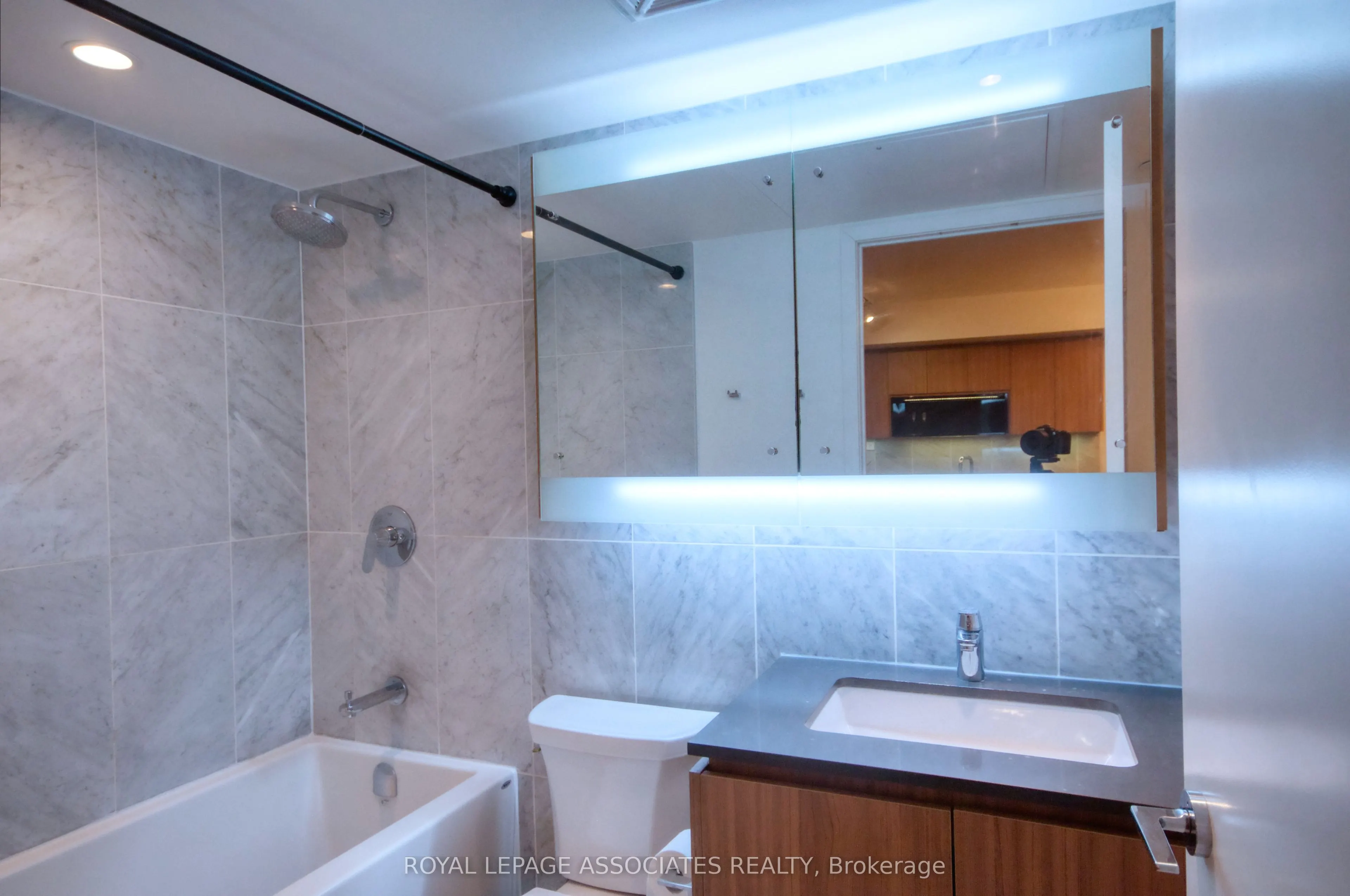 70 Queens Wharf Road, #707
