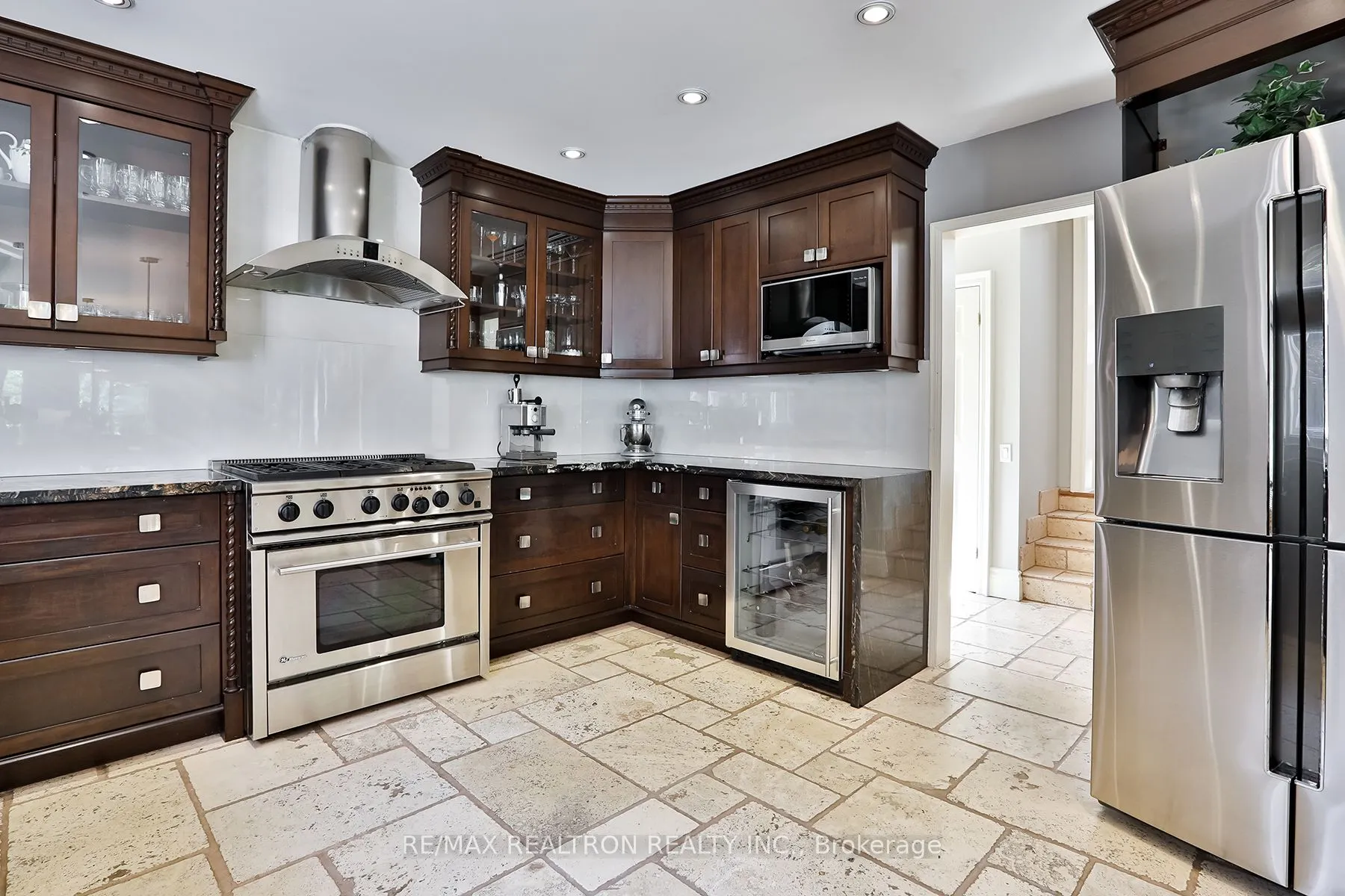 9 Montressor Drive