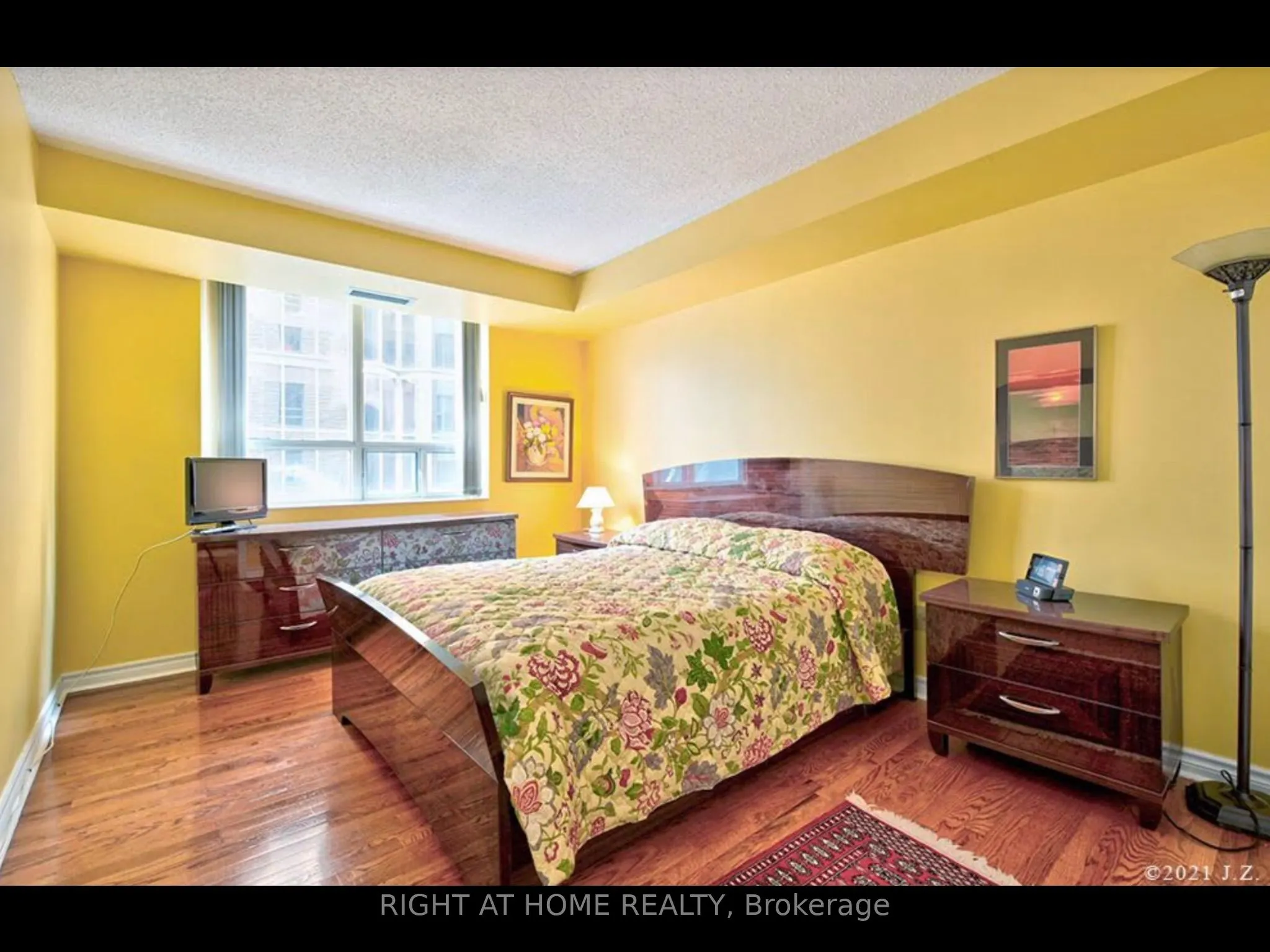 71 Simcoe Street, #705