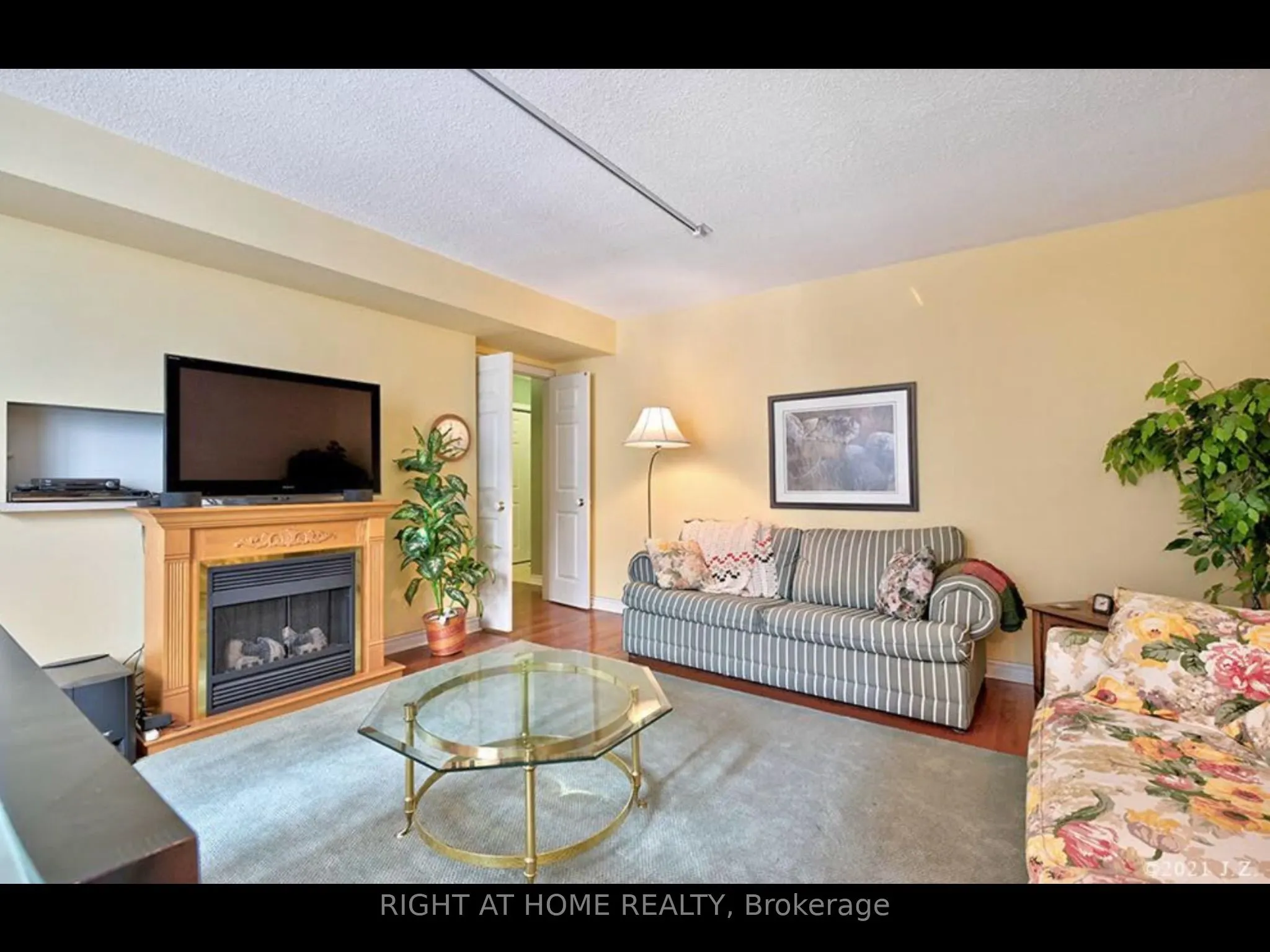 71 Simcoe Street, #705