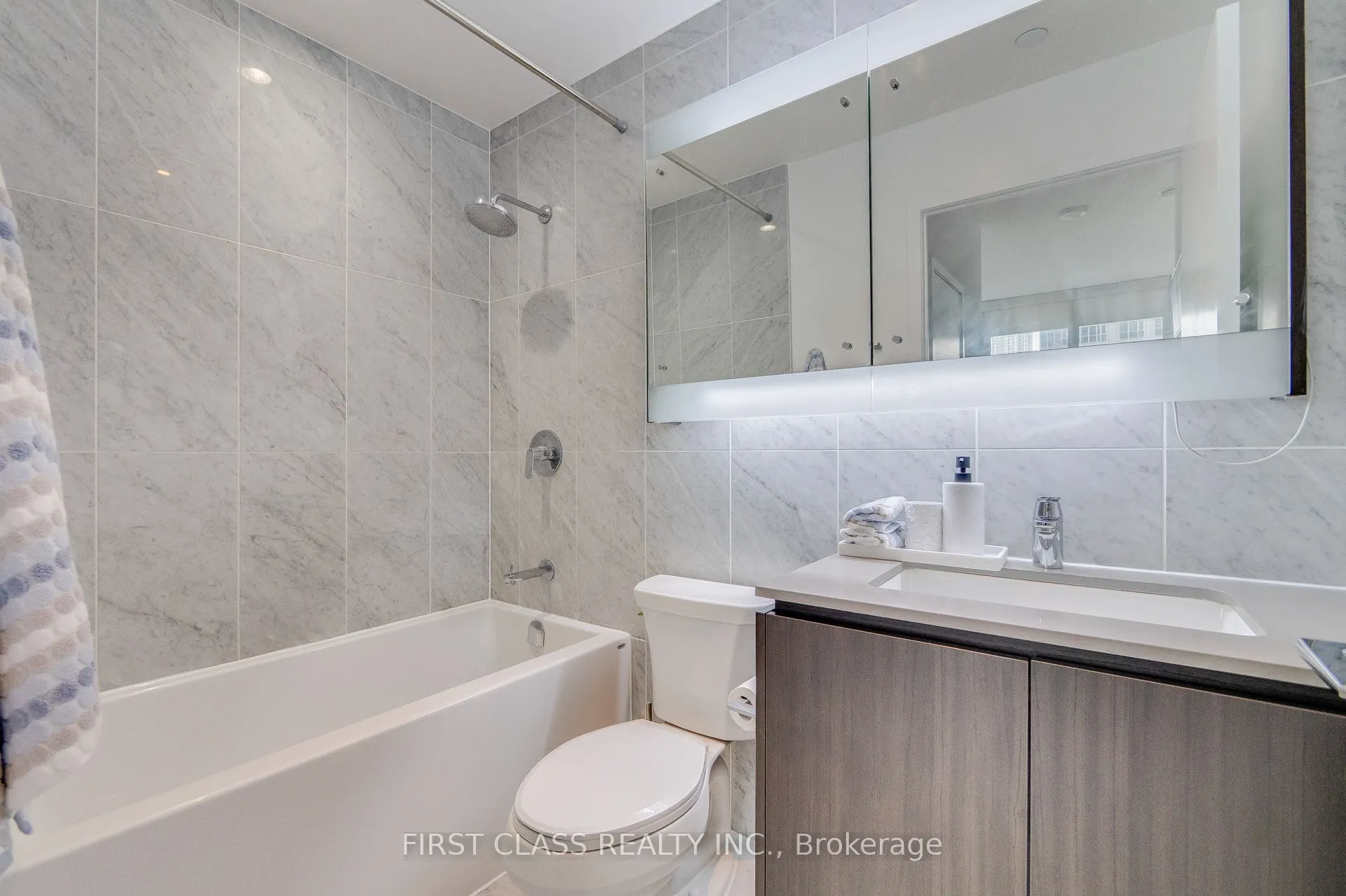 80 Queens Wharf Road, #1106
