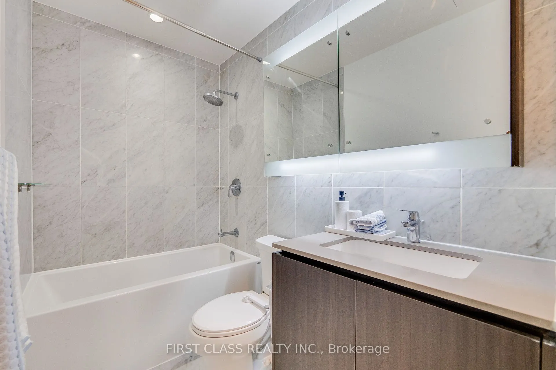 80 Queens Wharf Road, #1106