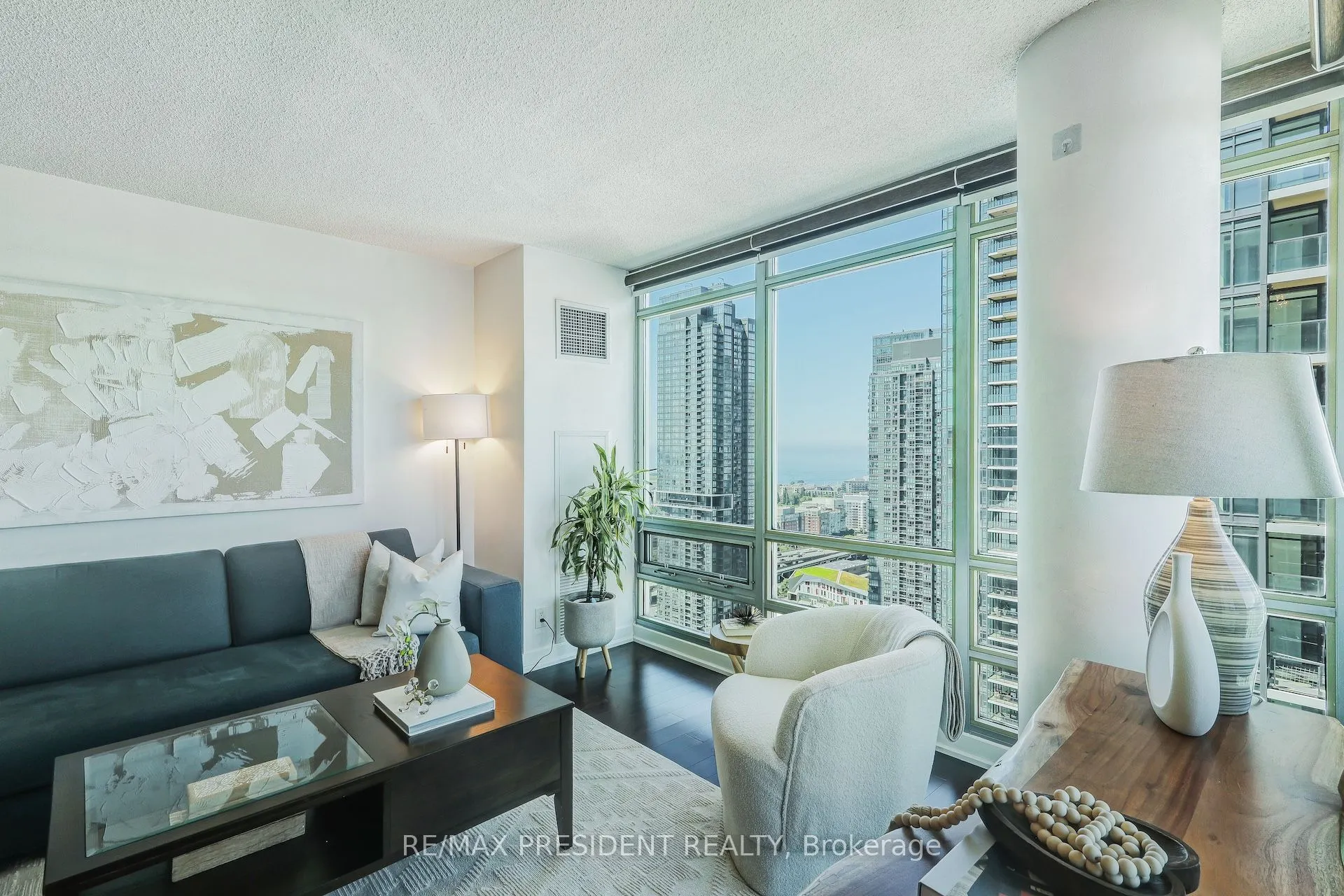 81 Navy Wharf Court, #3608