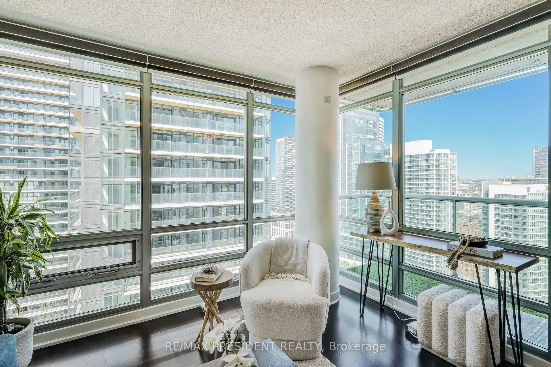 81 Navy Wharf Court, #3608