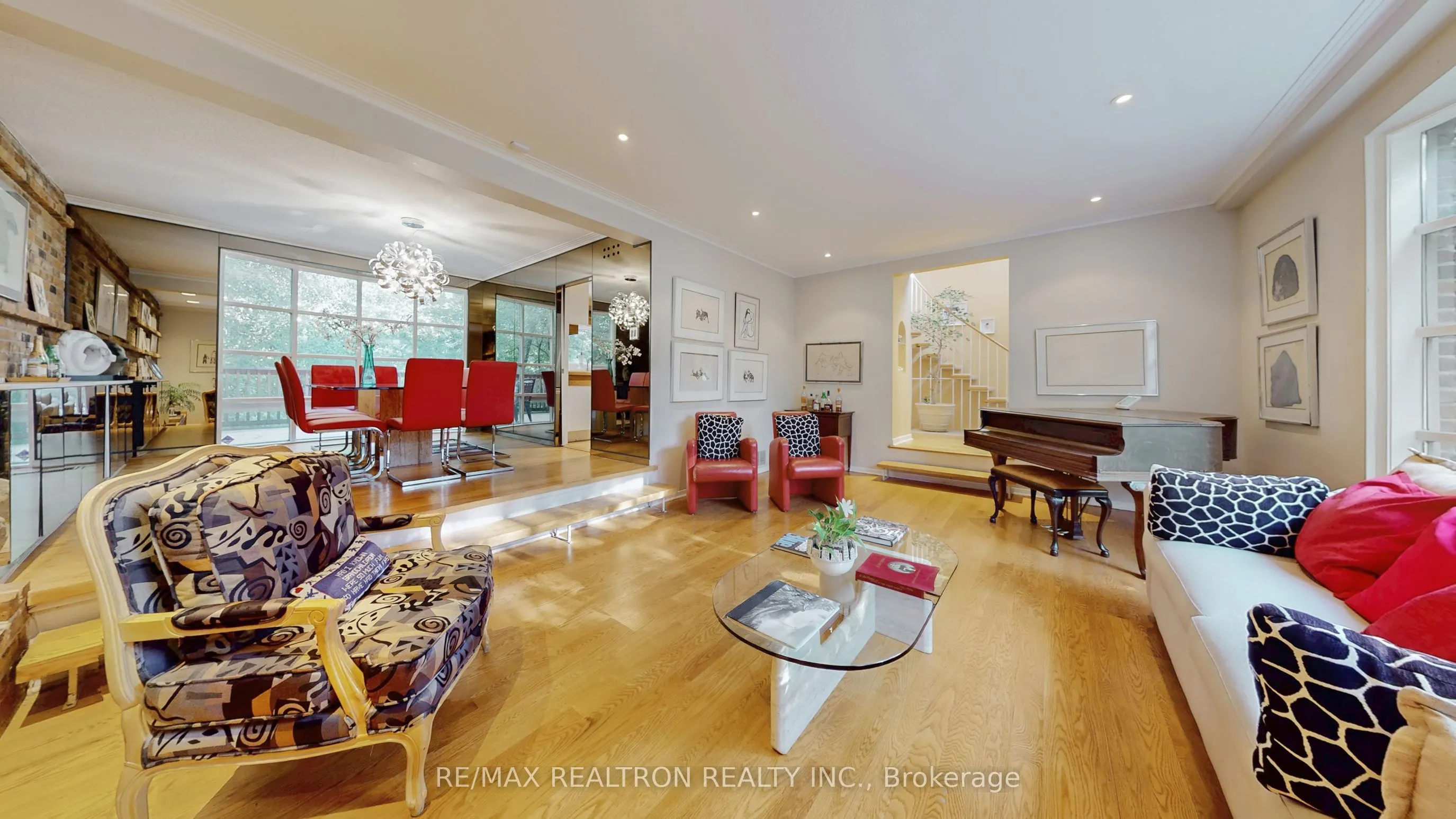 1 Vyner Road