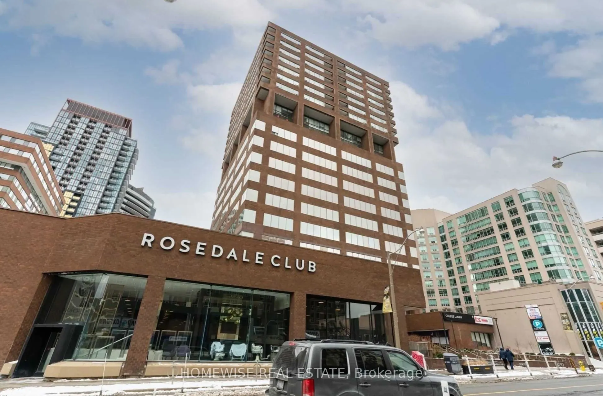 914 Yonge Street, #1203