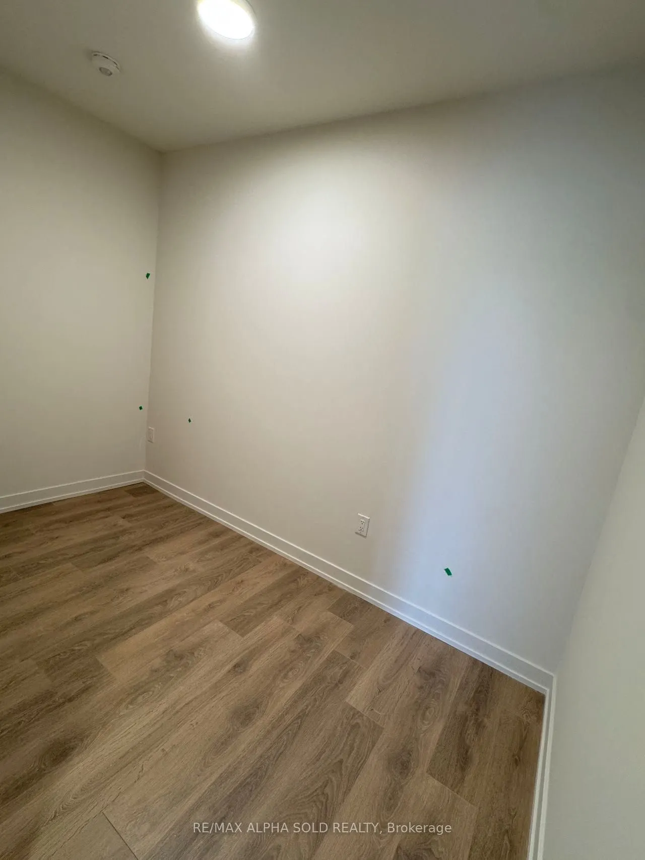 181 Sterling Road, #LPH03