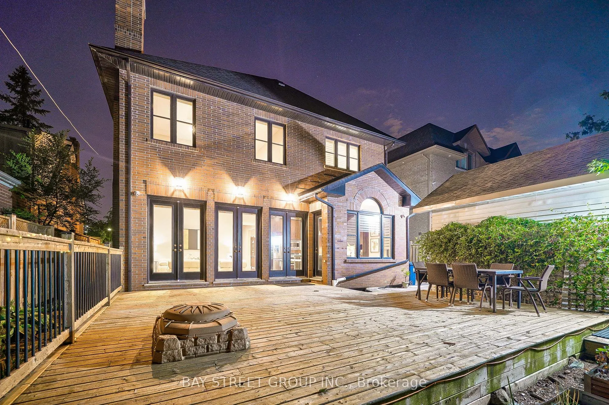 80 Churchill Avenue