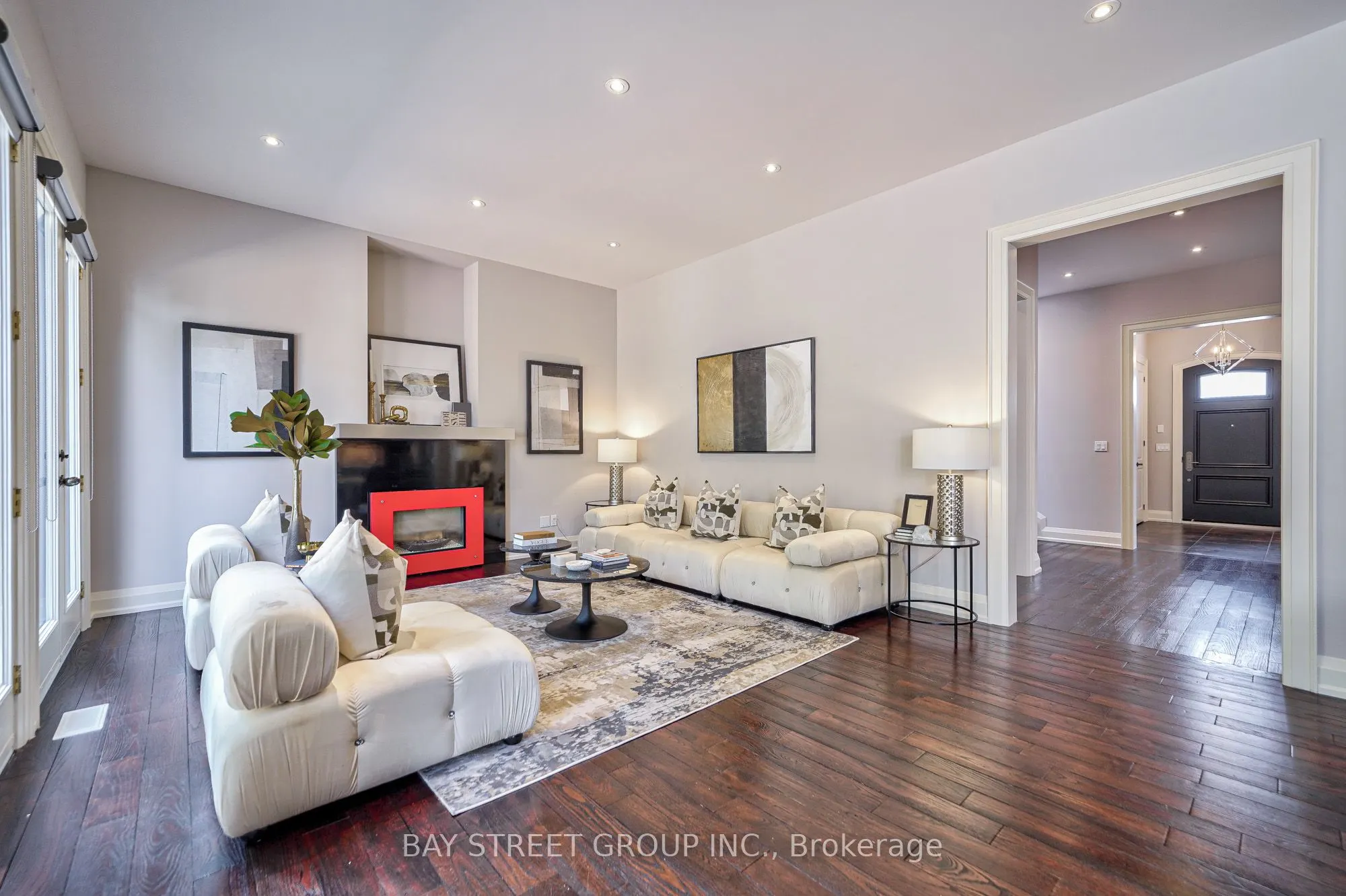 80 Churchill Avenue