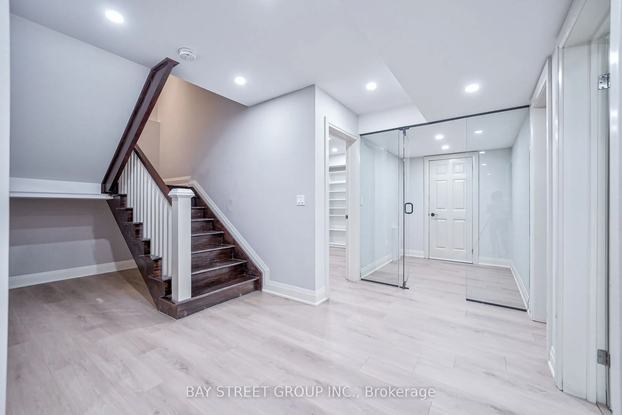 80 Churchill Avenue