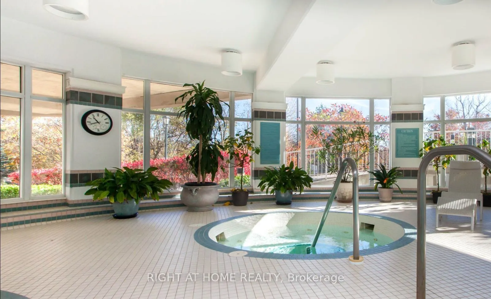 18 Concorde Place, #307