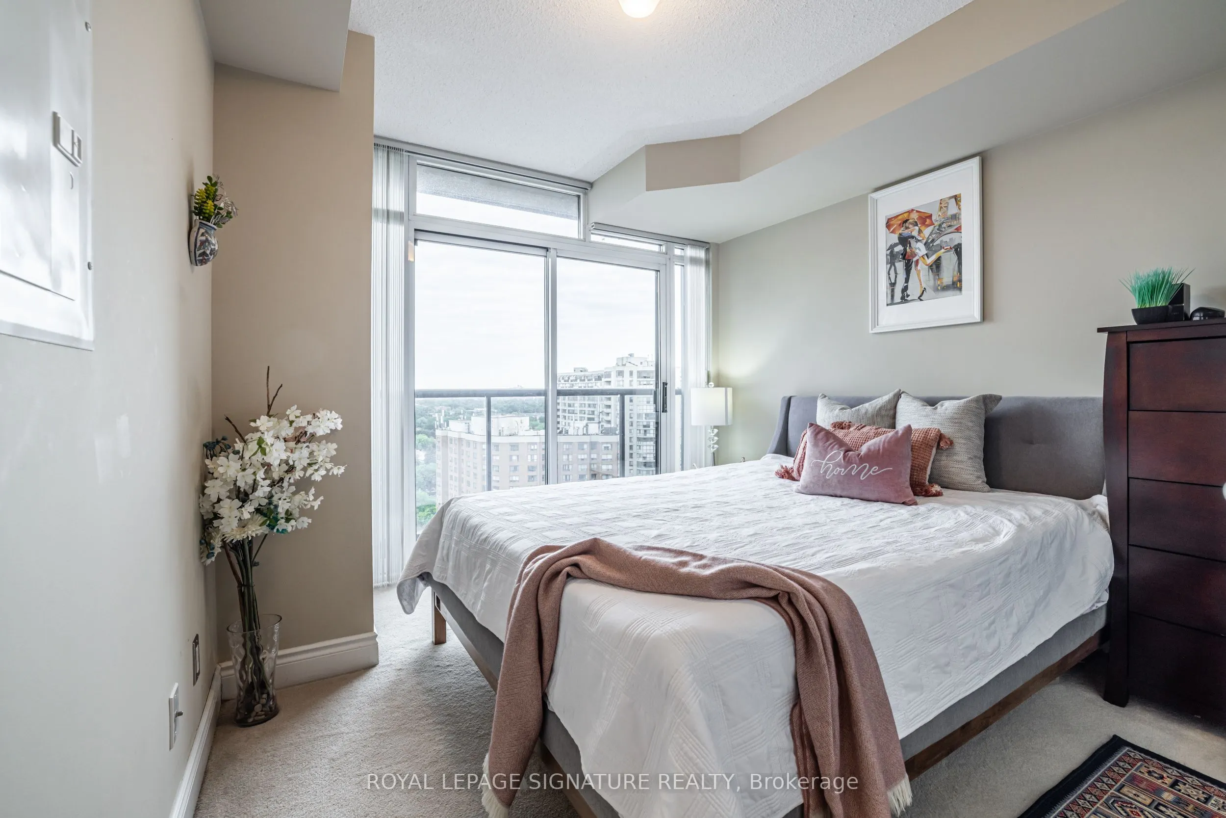 10 Northtown Way, #1806