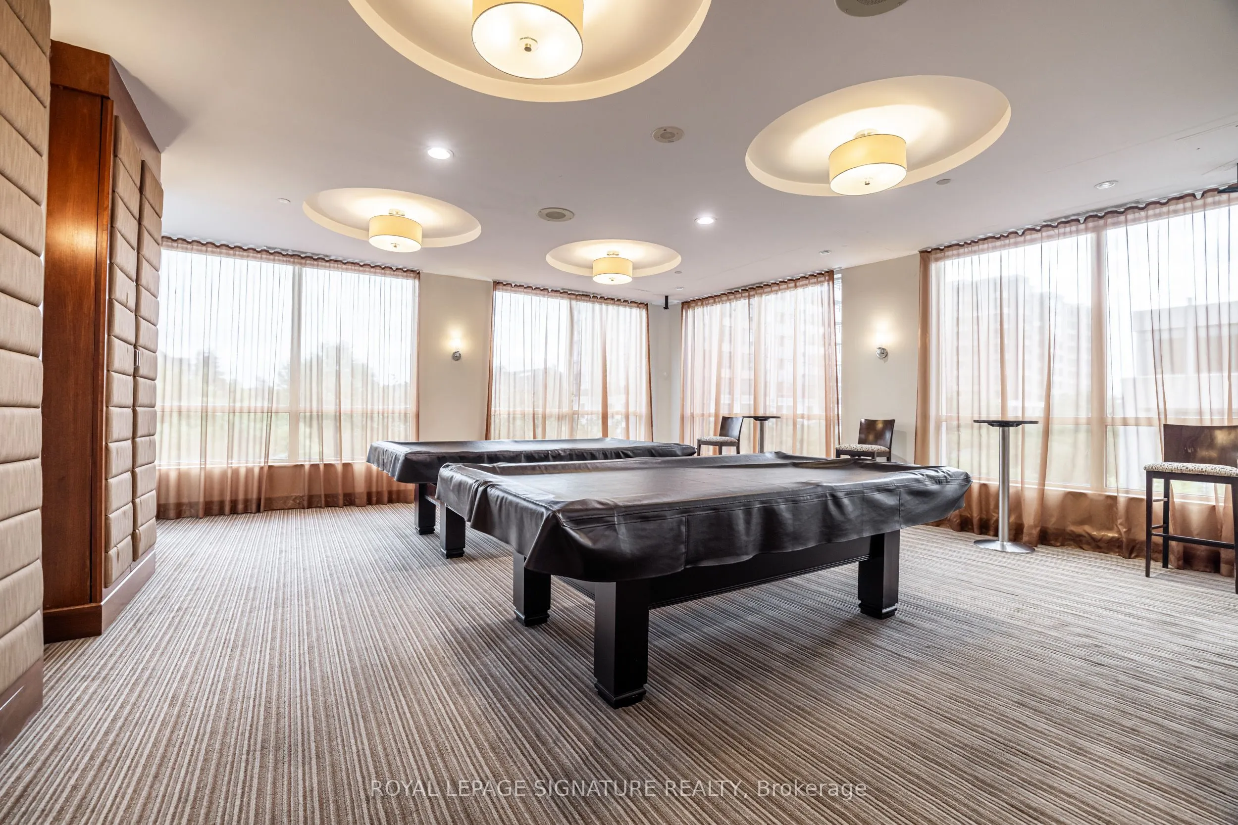 10 Northtown Way, #1806
