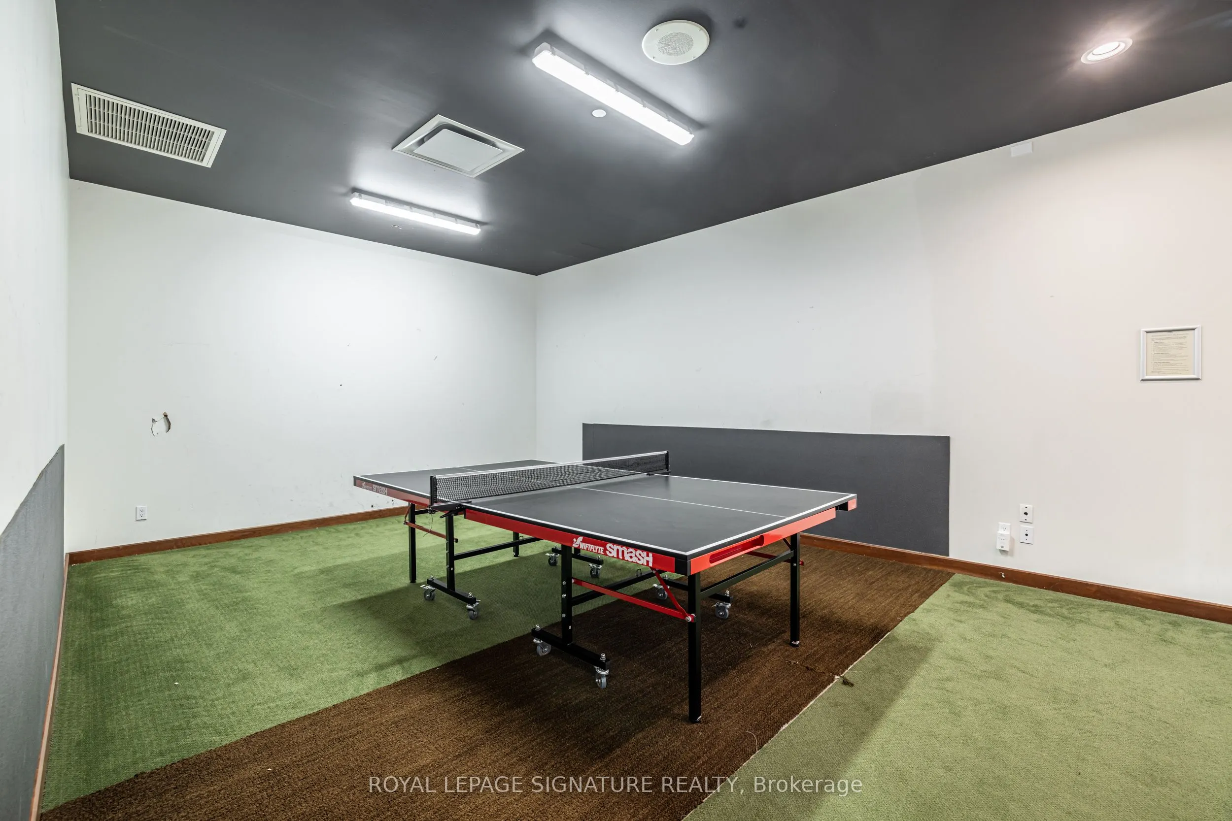 10 Northtown Way, #1806