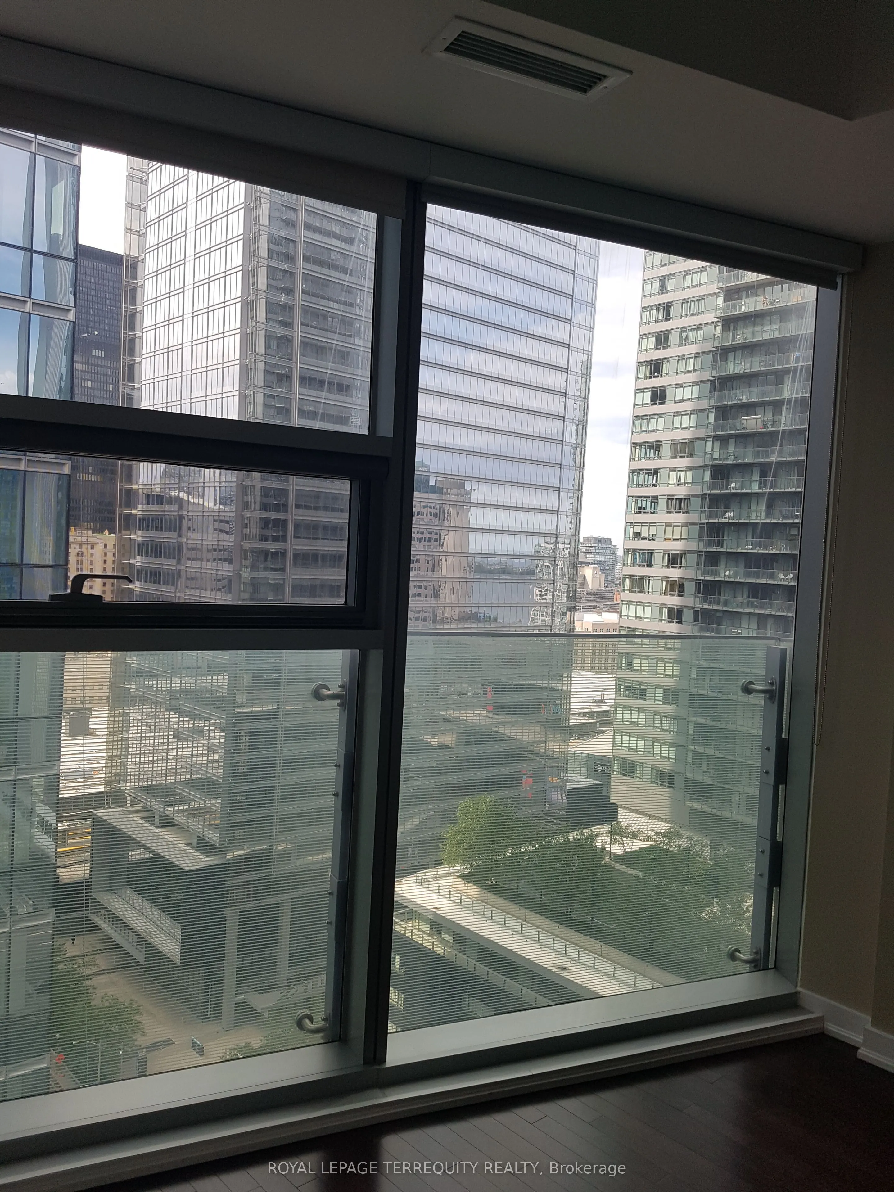 14 York Street, #1510