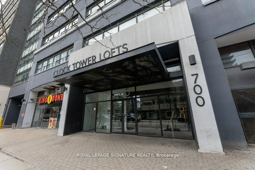 700 King Street W, #801