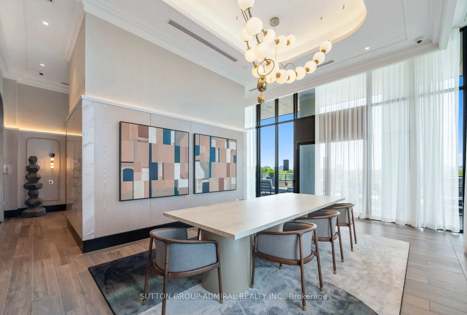 10 Inn on the park Drive, #1605
