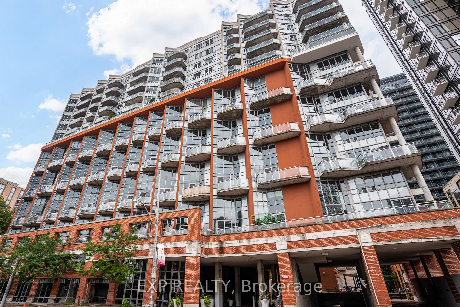 255 Richmond Street E, #Ph14