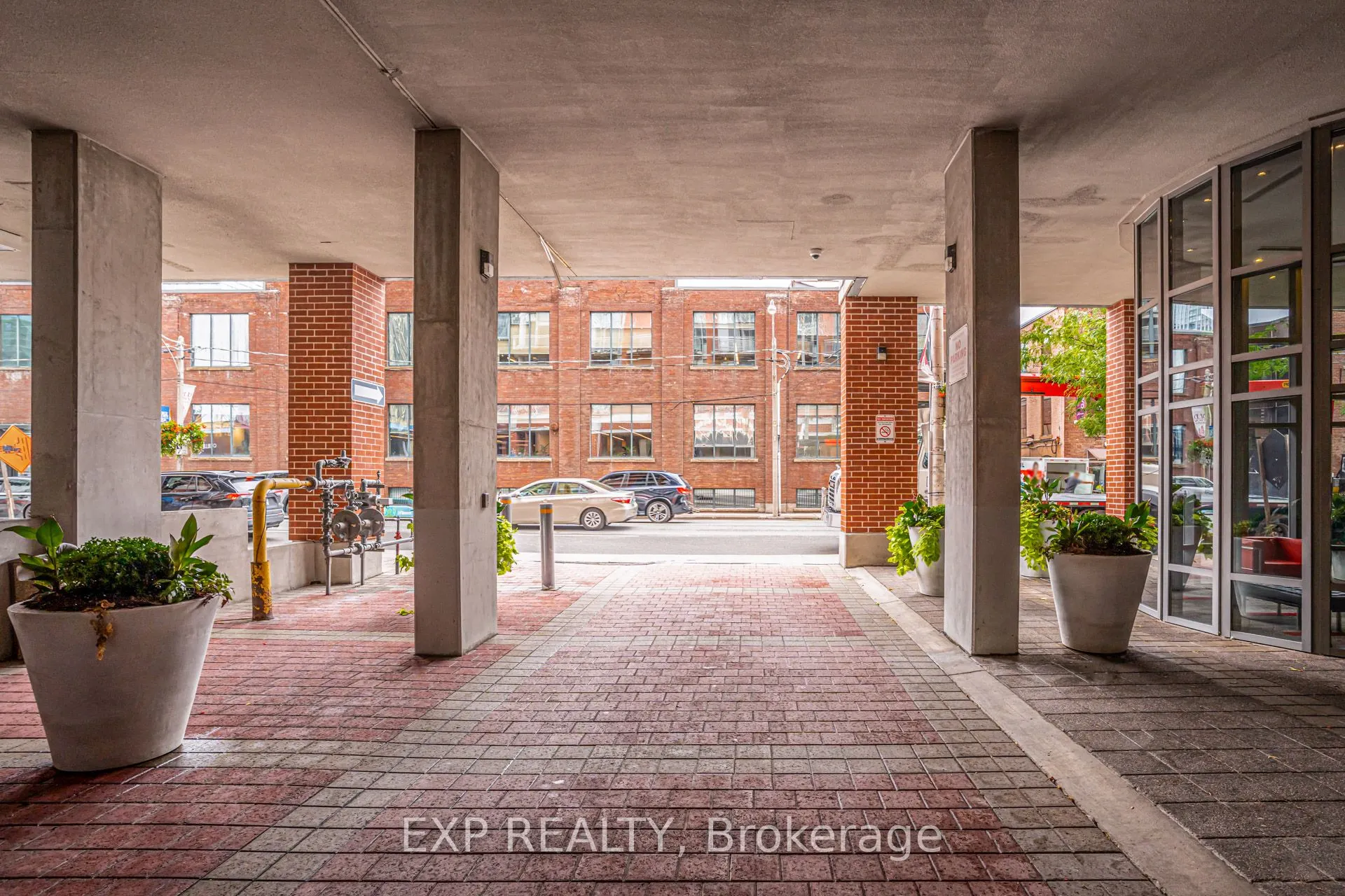 255 Richmond Street E, #Ph14