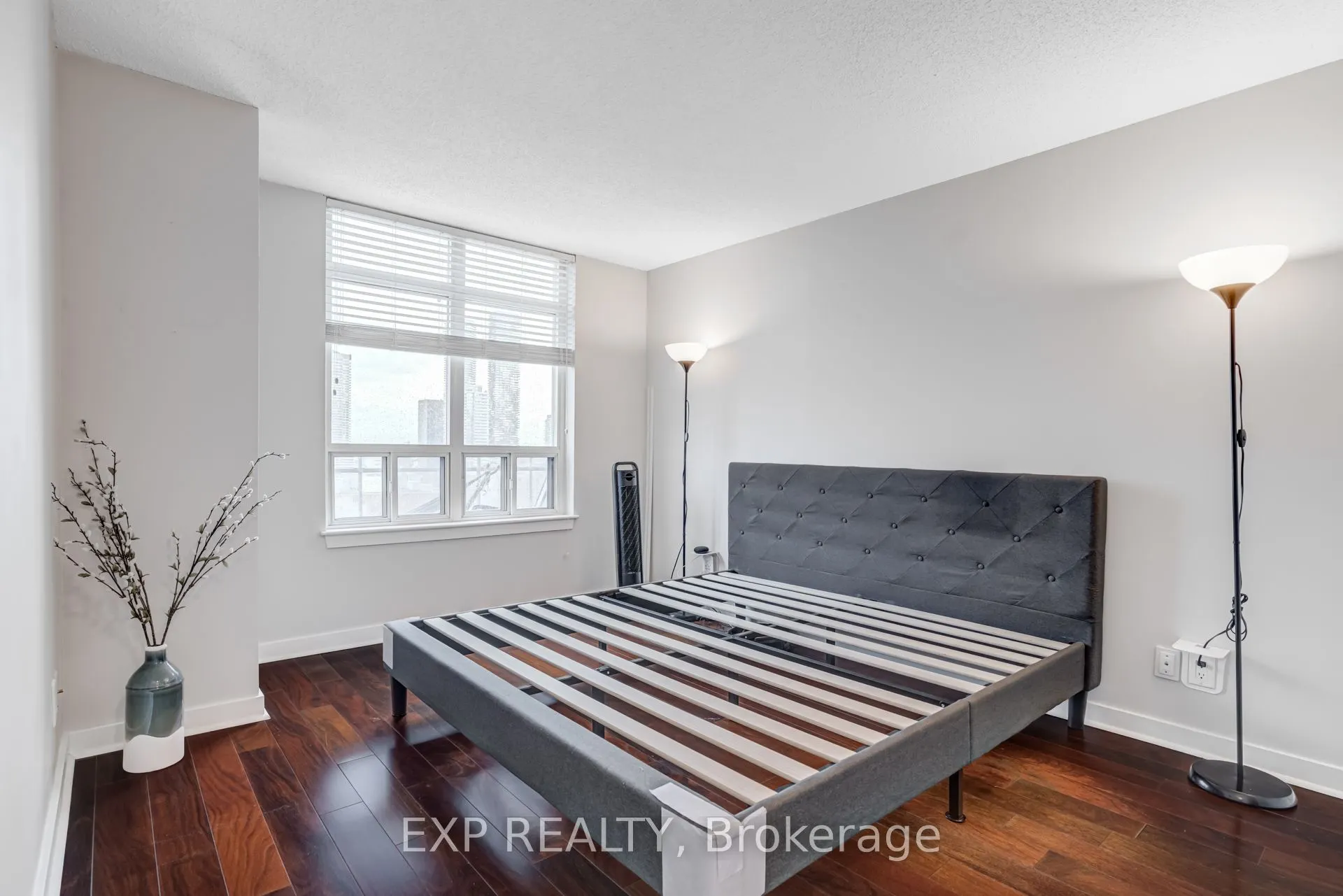 255 Richmond Street E, #Ph14