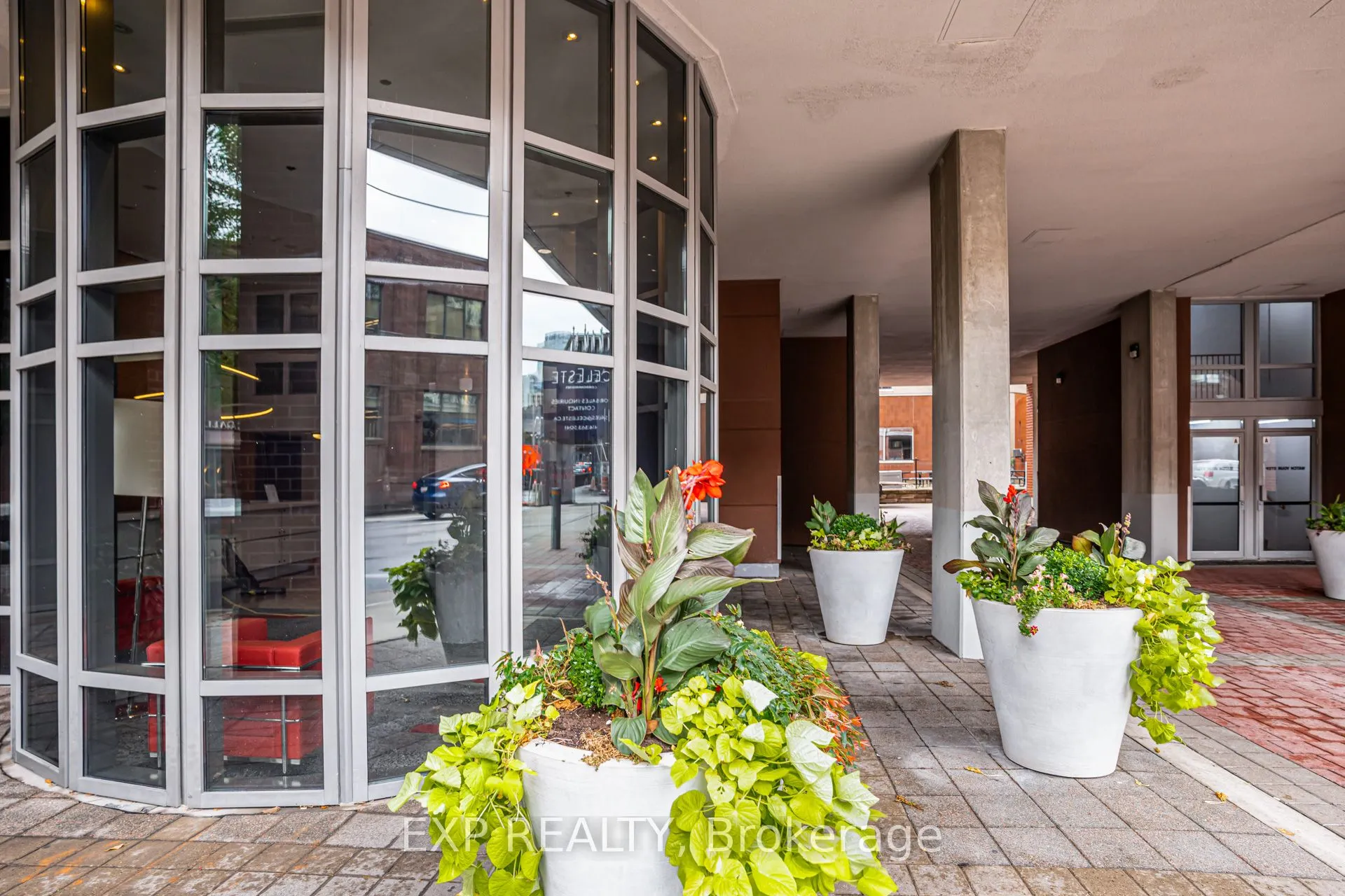 255 Richmond Street E, #Ph14