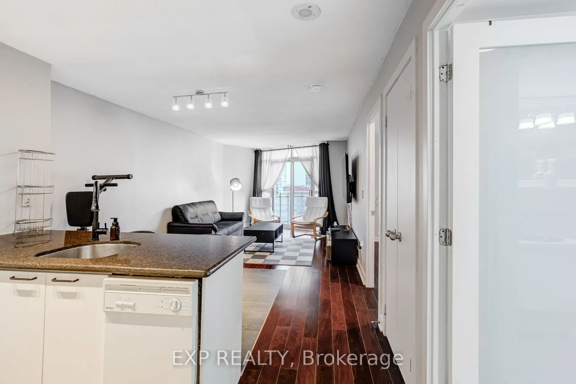 255 Richmond Street E, #Ph14