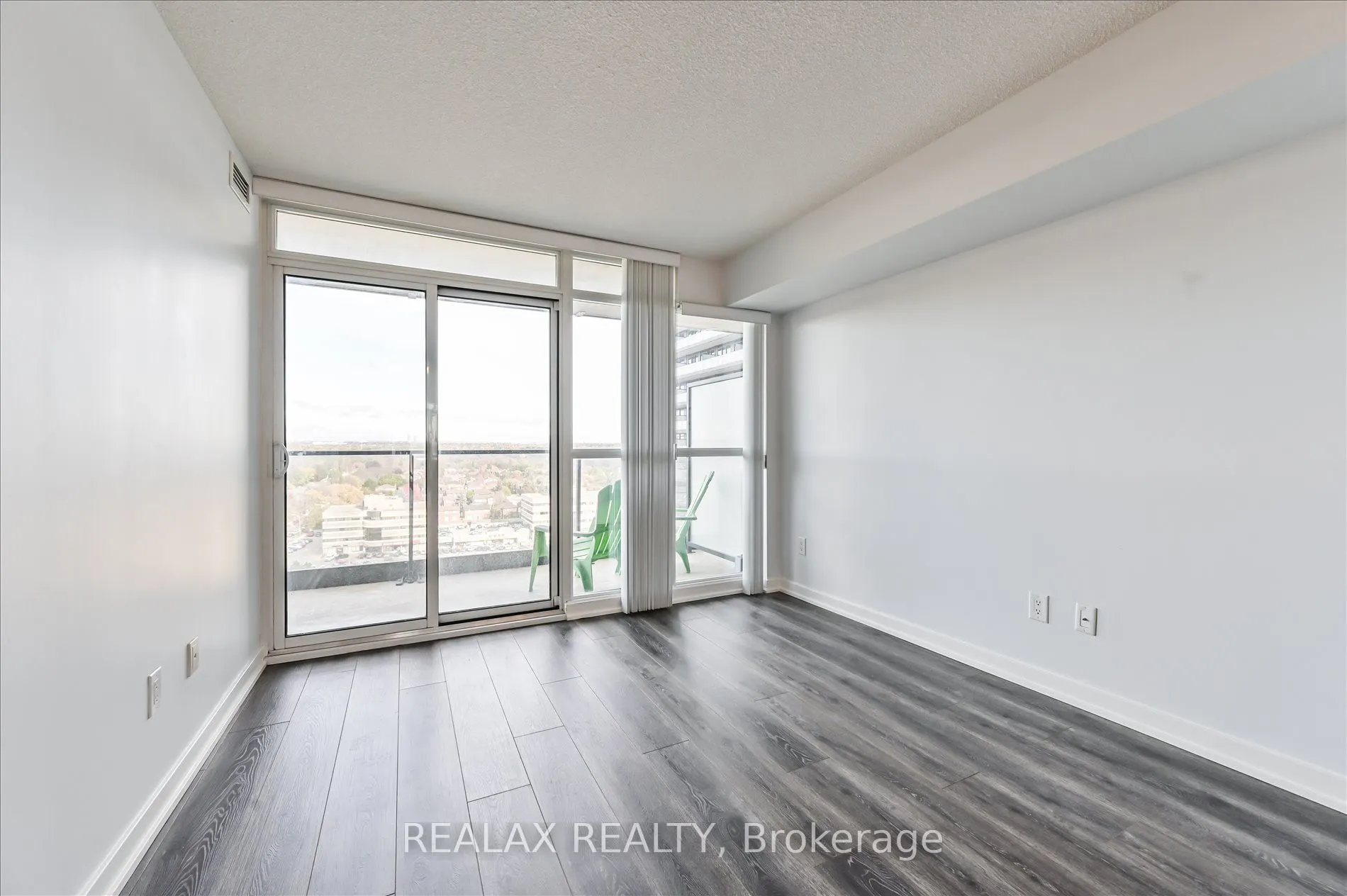 29 Singer Court, #1706
