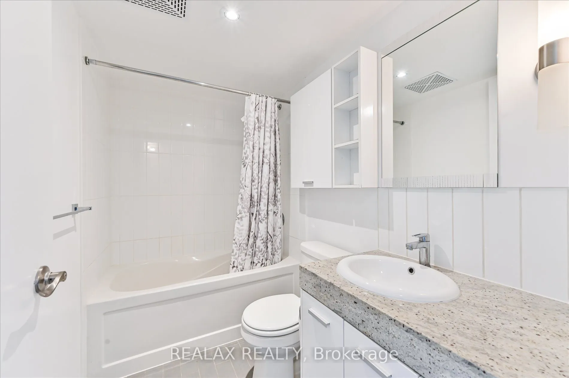29 Singer Court, #1706