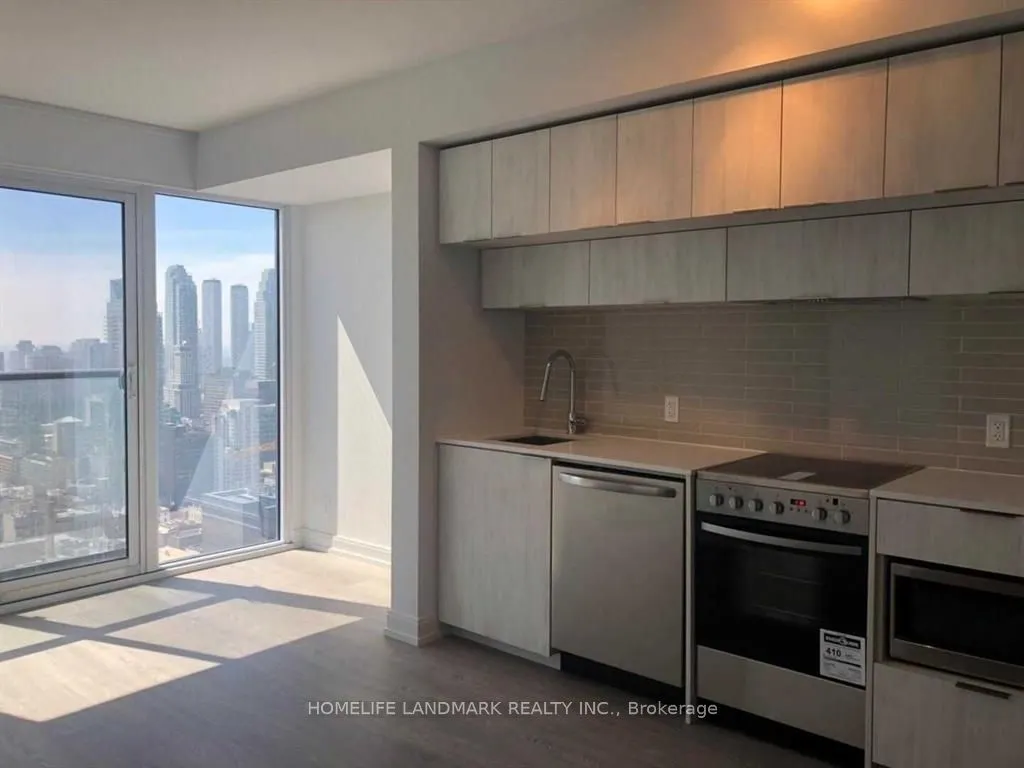 181 Dundas Street E, #4208