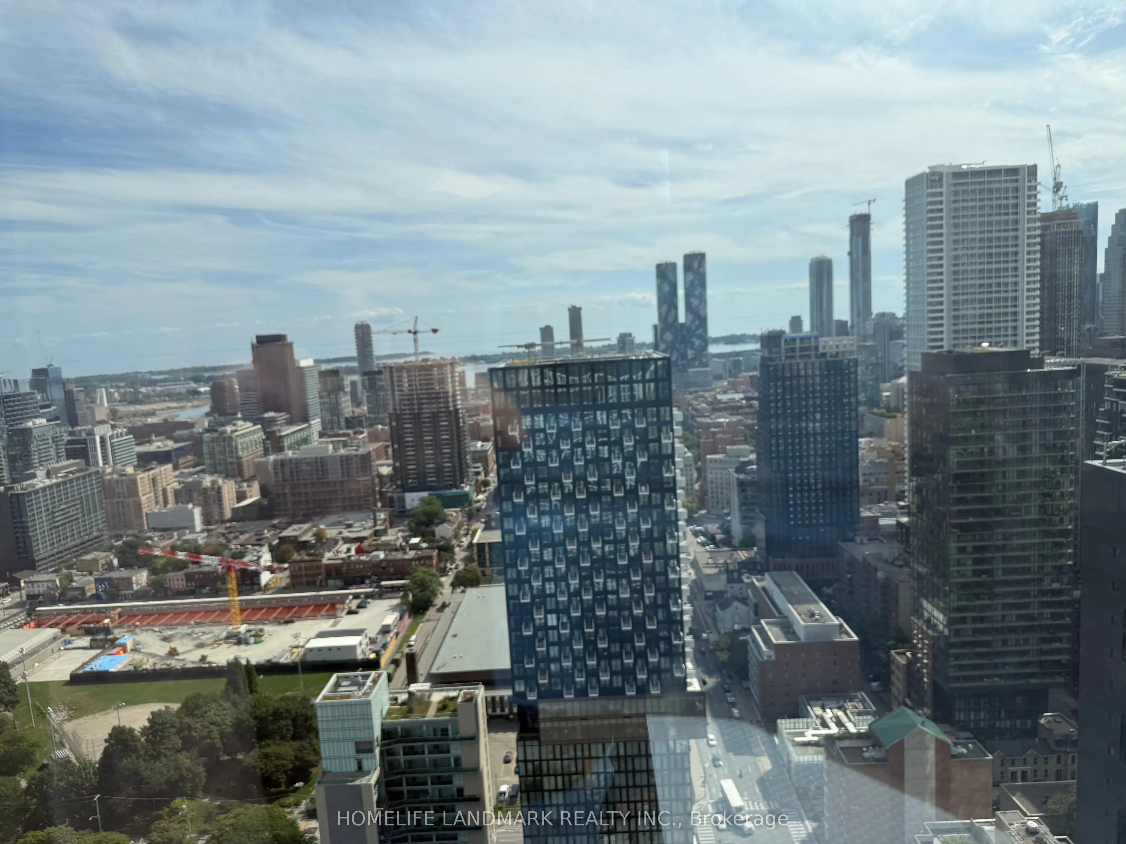 181 Dundas Street E, #4208