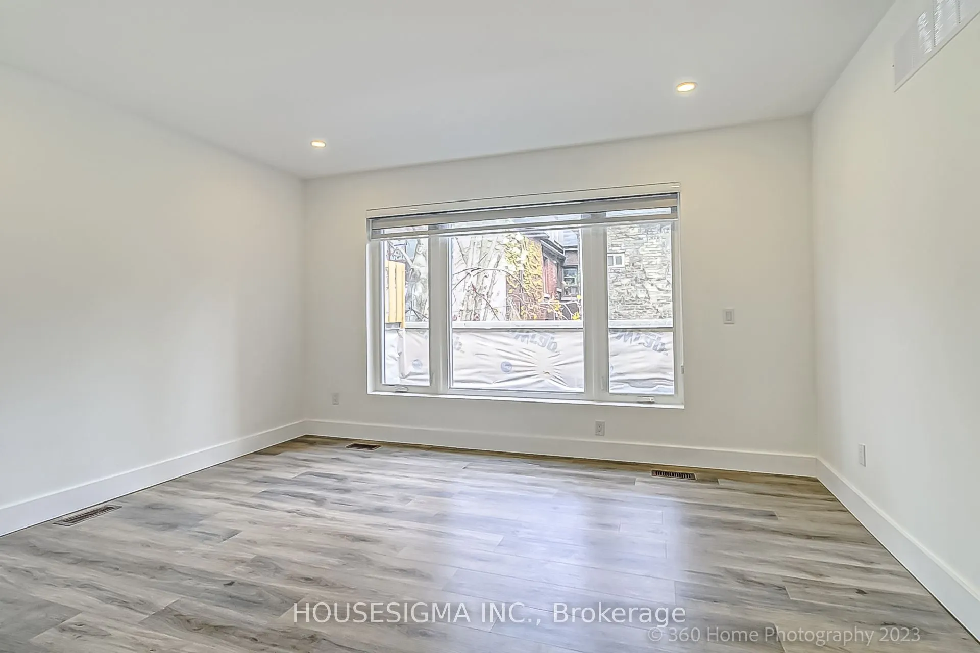 104 Pembroke Street, #Laneway