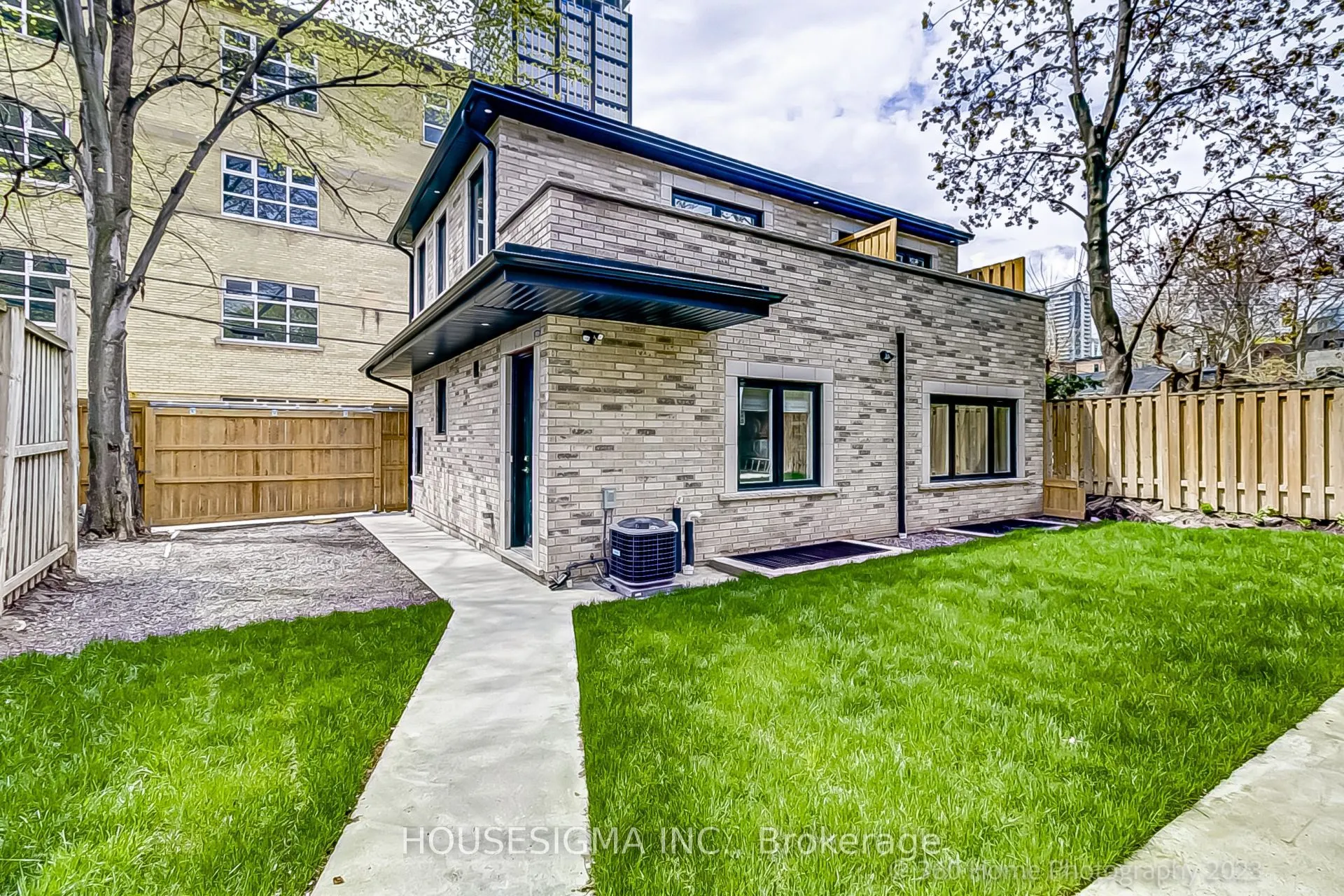 104 Pembroke Street, #Laneway